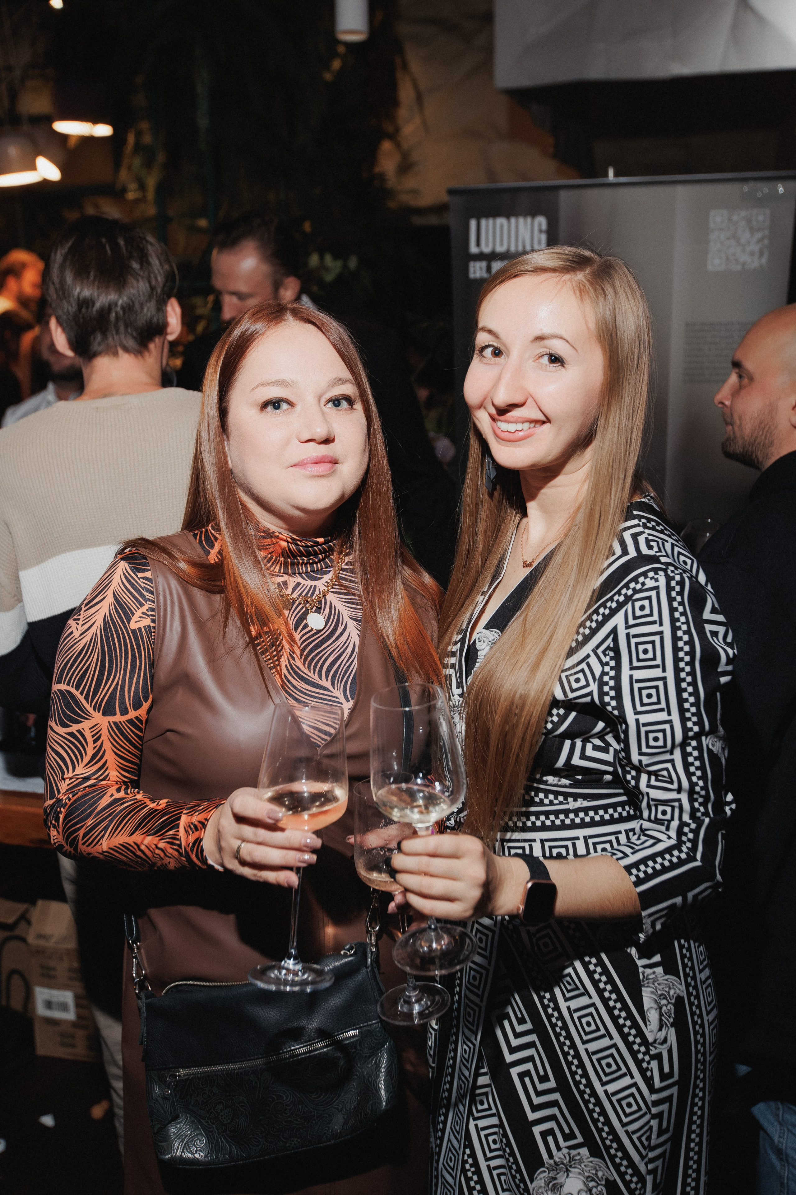 ВИННЫЙ ФЕСТИВАЛЬ. СВОИ. ФОТООТЧЕТЫ-СОБЫТИЯ-МЕСТА