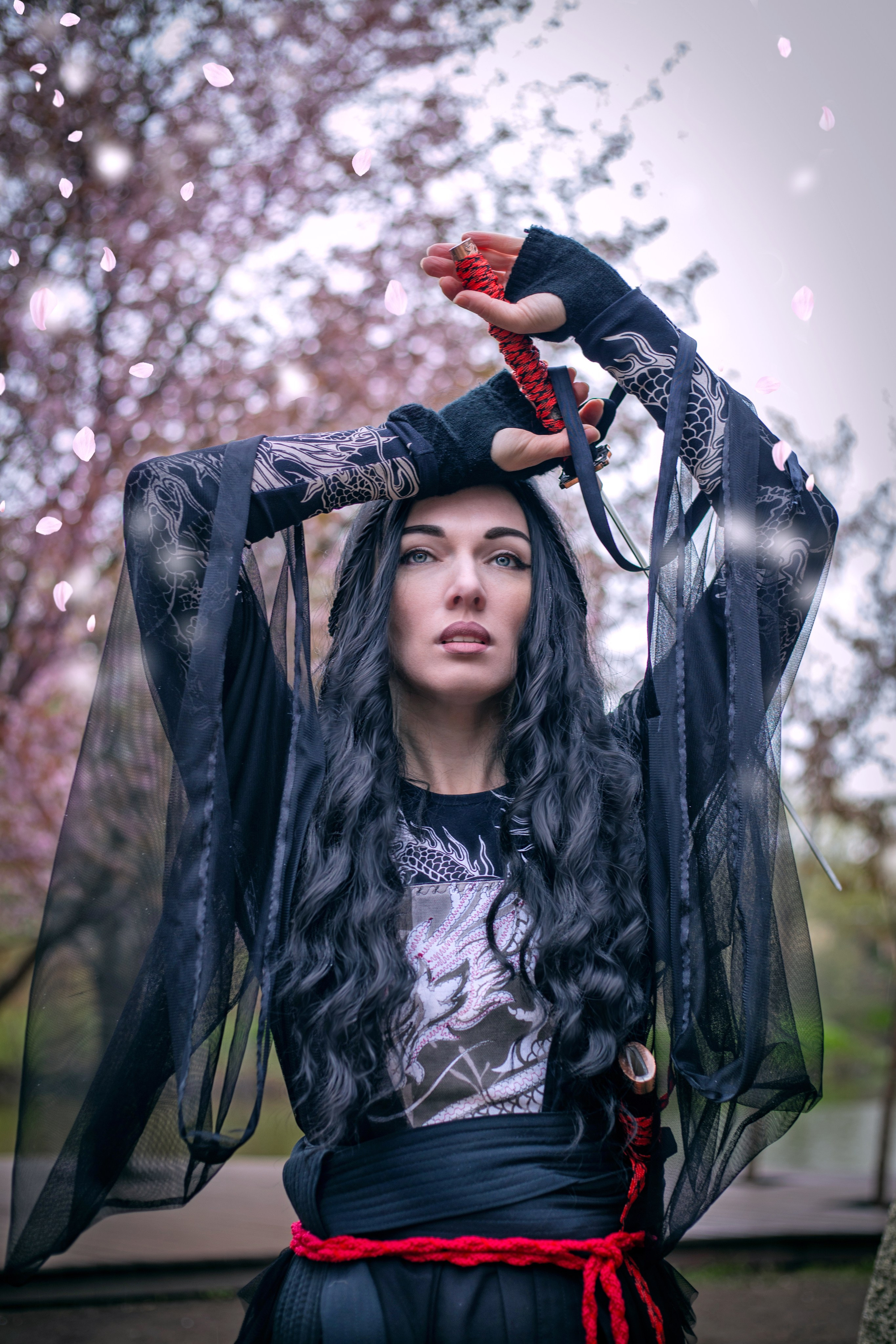 Фотосет в сакуре. Самураи, мечи и красавицы японки. Художественный и репортажный фотограф в Санкт-Петербурге Виктория Никитина