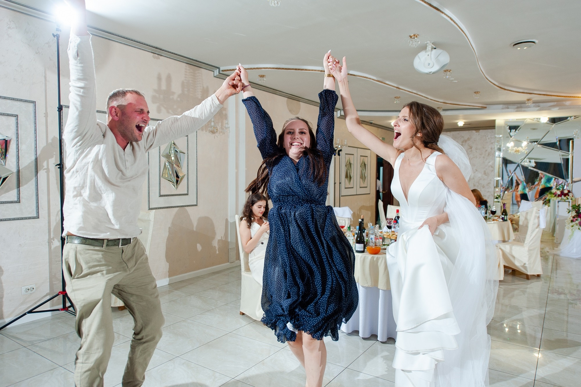 В белом платье. В Белом рояле. Свадебный и семейный фотограф в Омске Мормулев Михаил