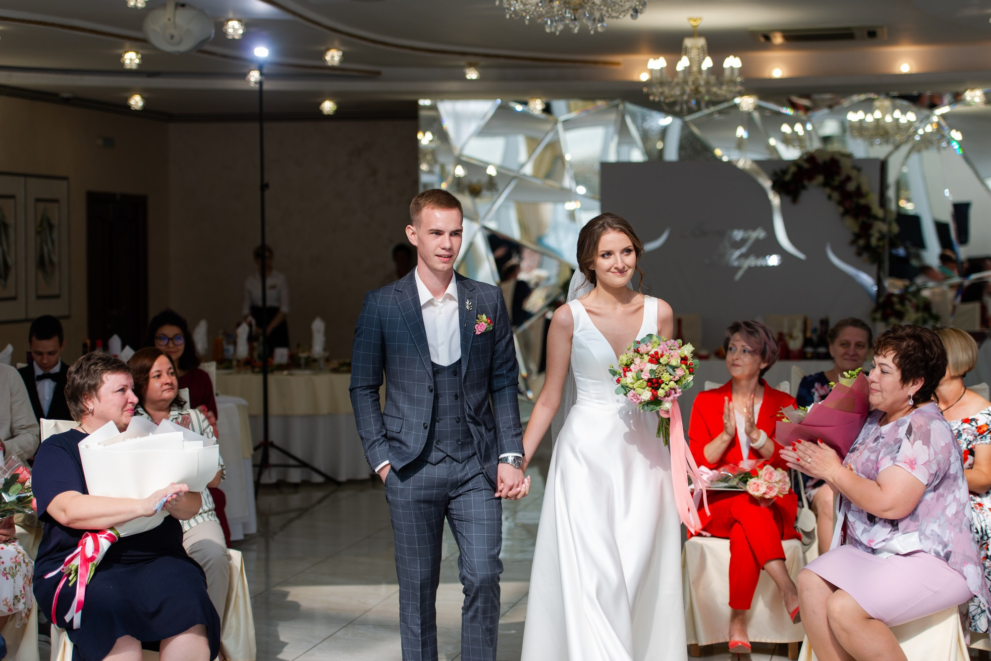 13 августа 2021. Анонс свадьбы. Свадебный и семейный фотограф в Омске Мормулев Михаил