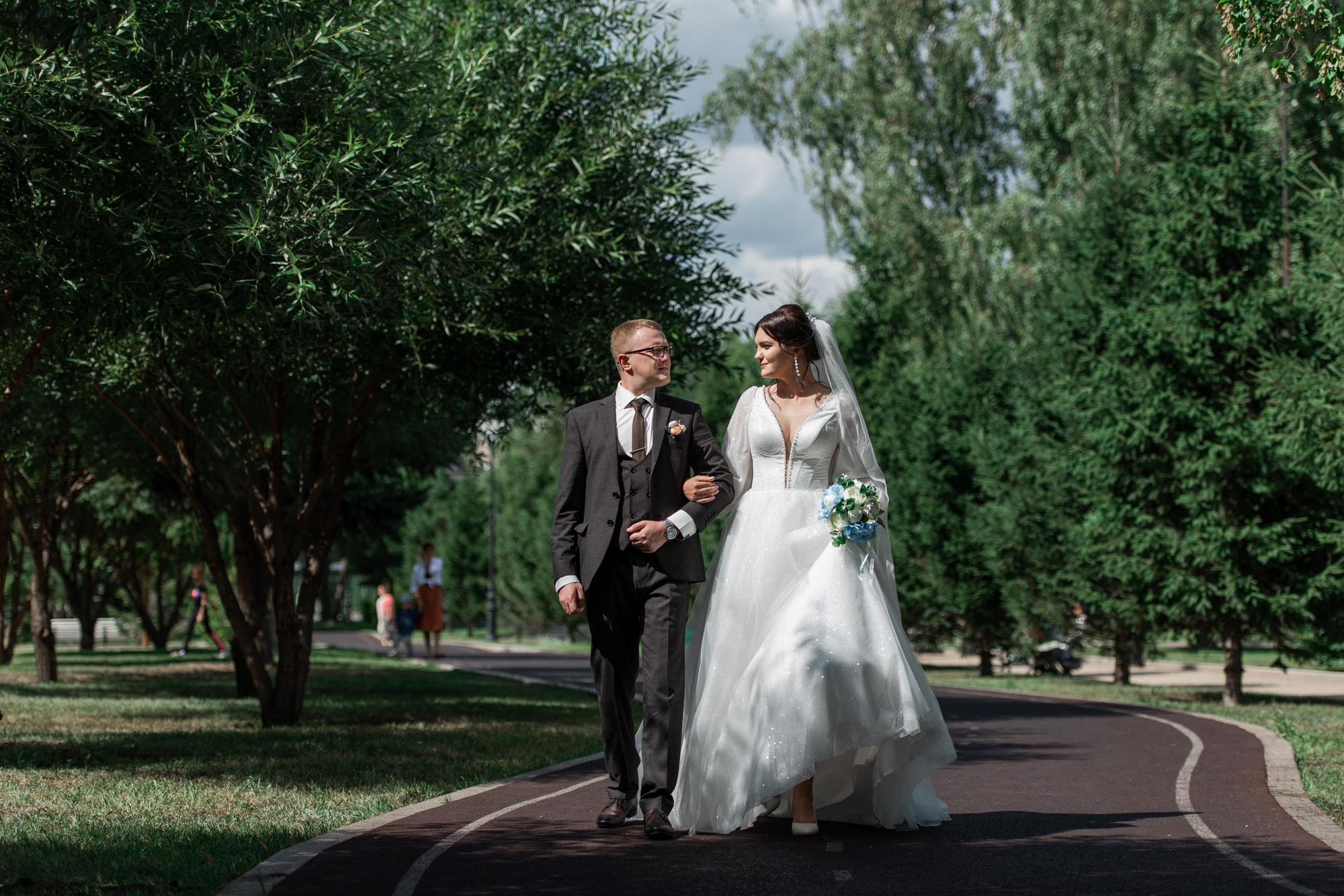 29 и 30 июля 2021. Анонс свадьбы. Свадебный и семейный фотограф в Омске Мормулев Михаил