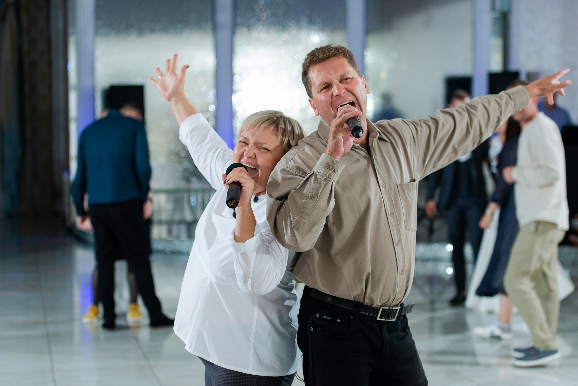 В белом платье. В Белом рояле. Свадебный и семейный фотограф в Омске Мормулев Михаил