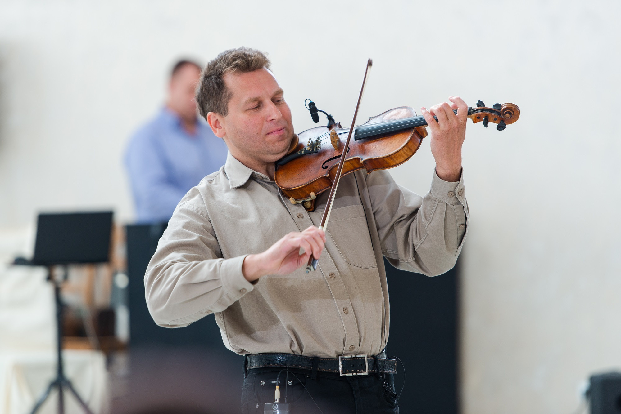 В белом платье. В Белом рояле. Свадебный и семейный фотограф в Омске Мормулев Михаил