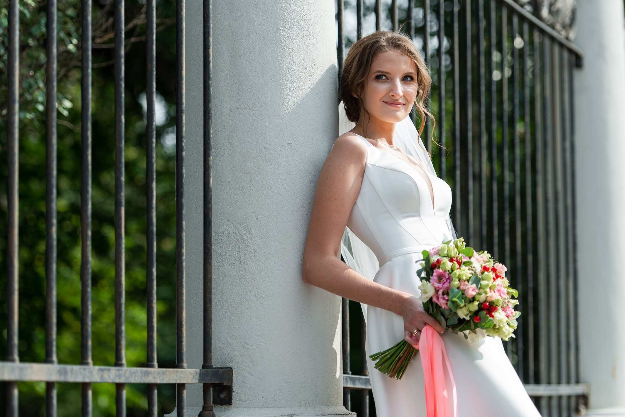 В белом платье. В Белом рояле. Свадебный и семейный фотограф в Омске Мормулев Михаил