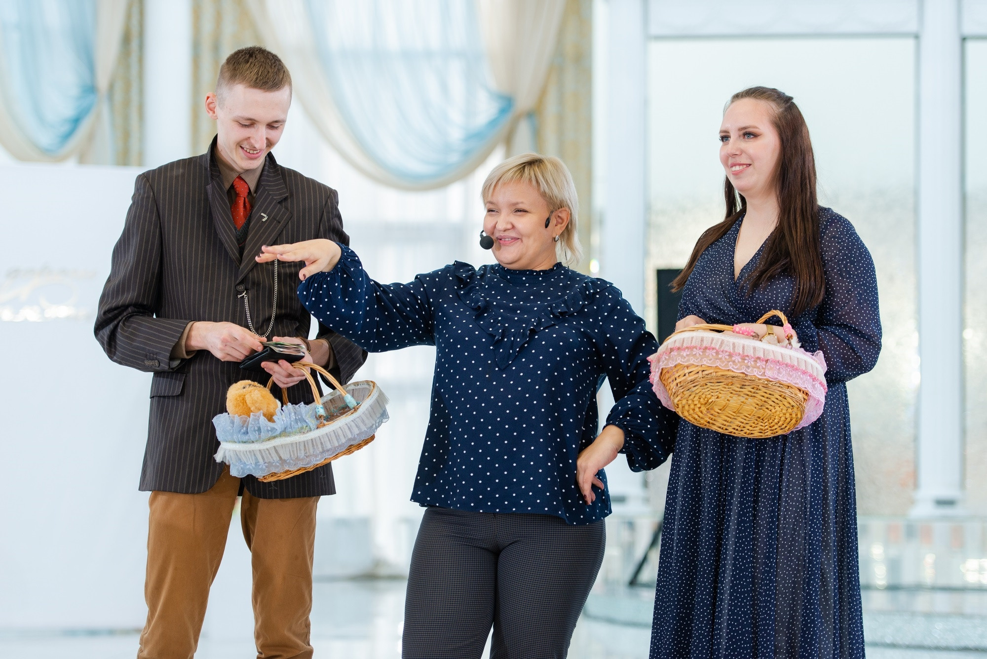 В белом платье. В Белом рояле. Свадебный и семейный фотограф в Омске Мормулев Михаил