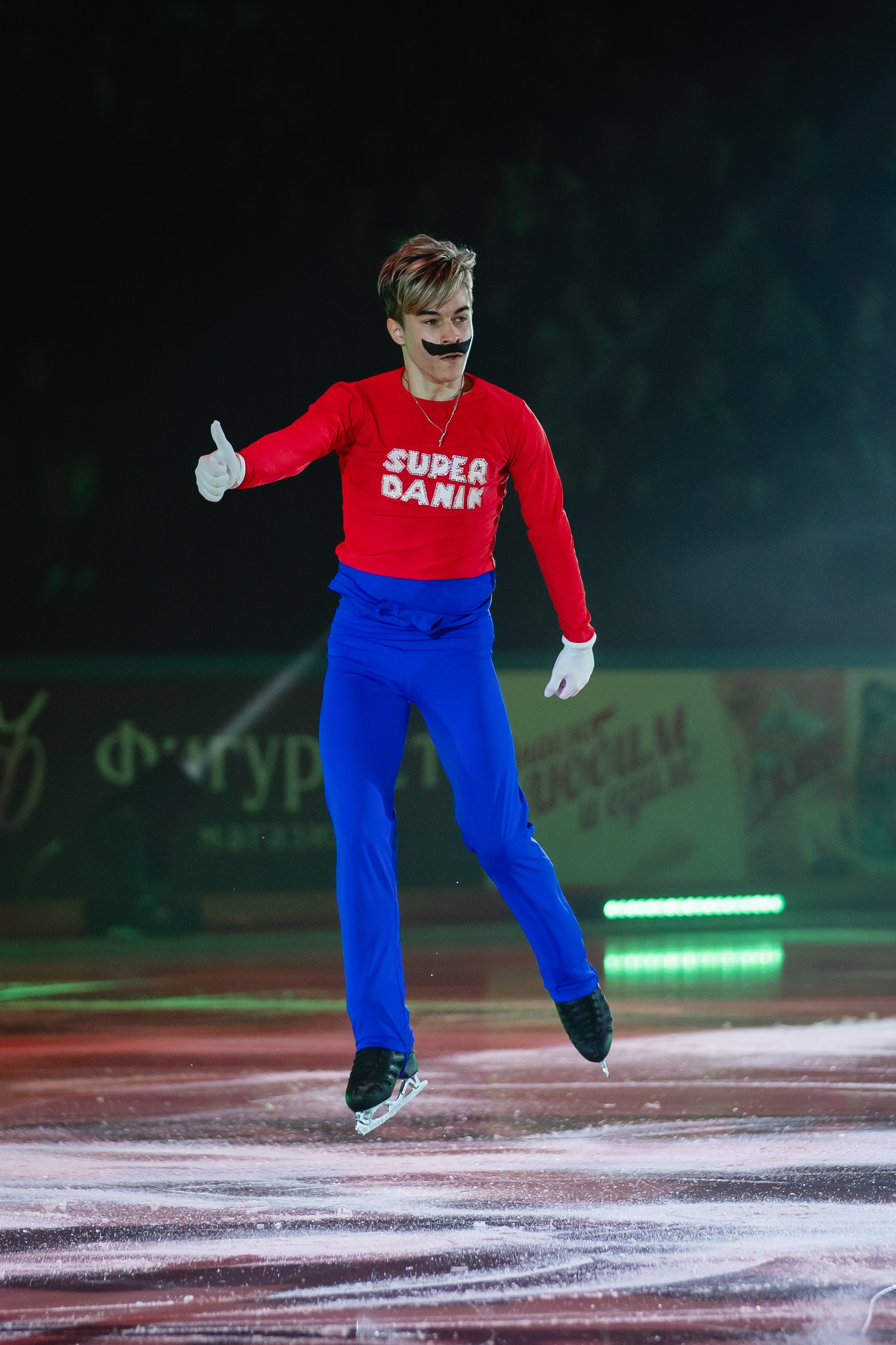 Шоу «Чемпионы на льду» в Новосибирске. Воробьева Ксения — Спортивный и танцевальный фотограф Новосибирск