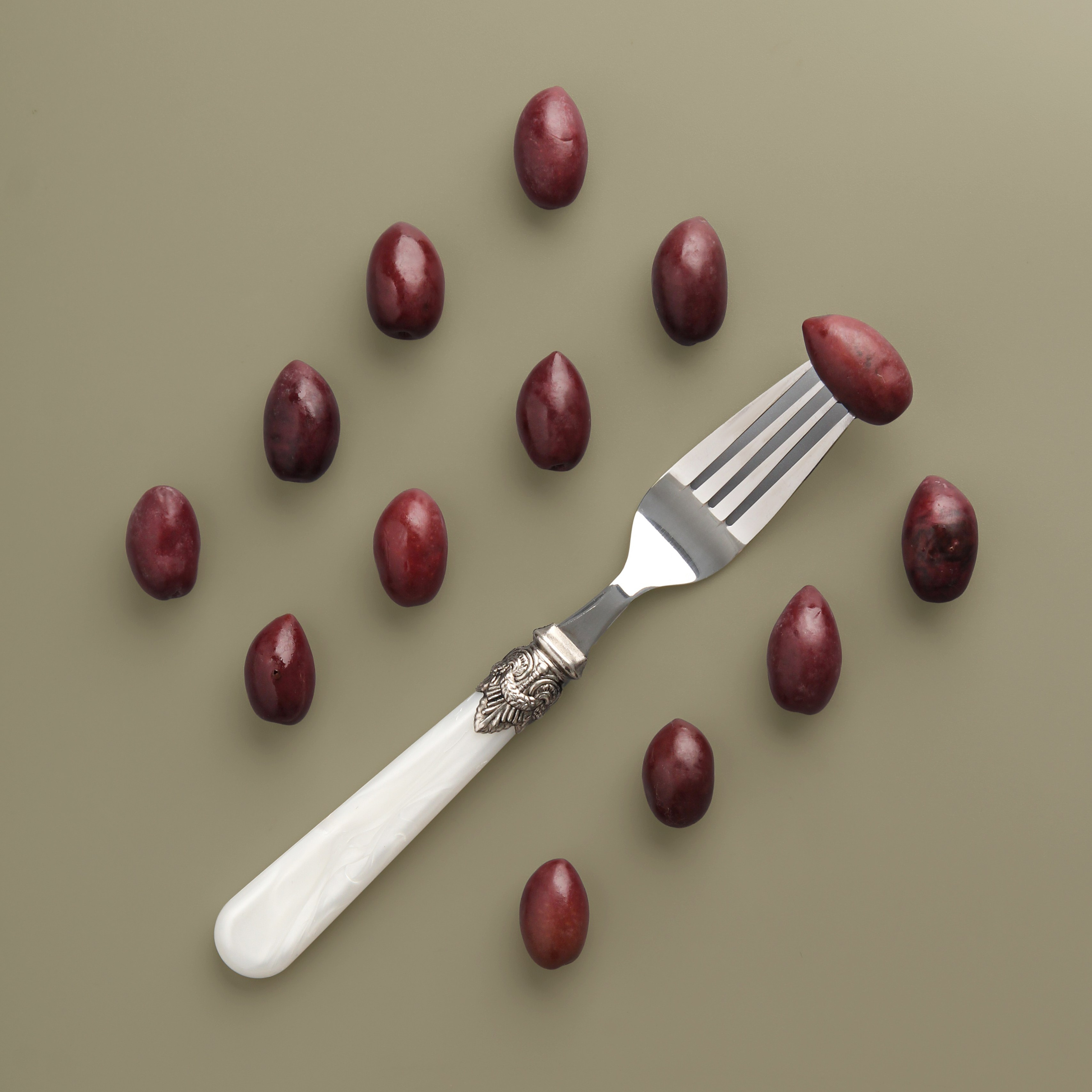 Съемка консервированной продукции | Реальный кейс. Предметный фотограф в СПб | Съемка для Wildberries, Ozon, рекламы | Алан Ульбашев