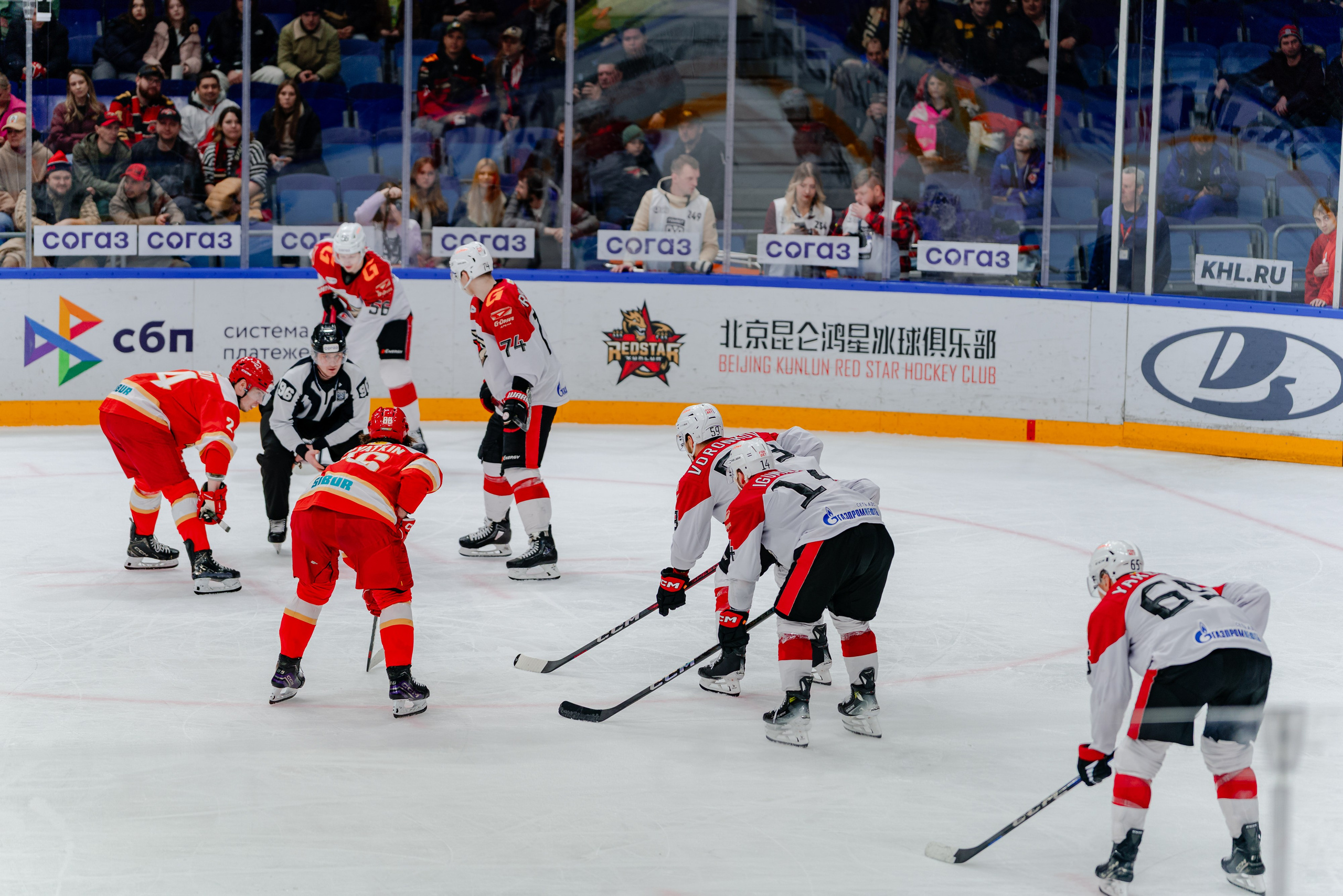 КХЛ КУНЬЛУНЬ РС — АВАНГАРД 22 МАРТА 2025. Репортажный фотограф в Москве Измалков Артем