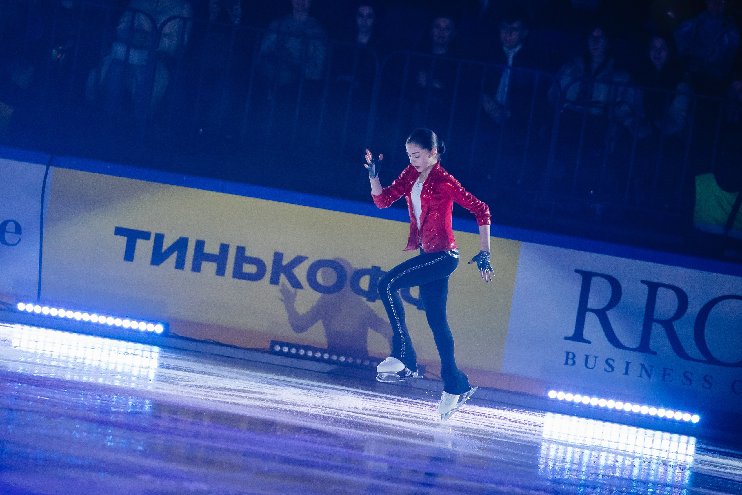 Шоу «Чемпионы на льду» в Новосибирске. Воробьева Ксения — Спортивный и танцевальный фотограф Новосибирск