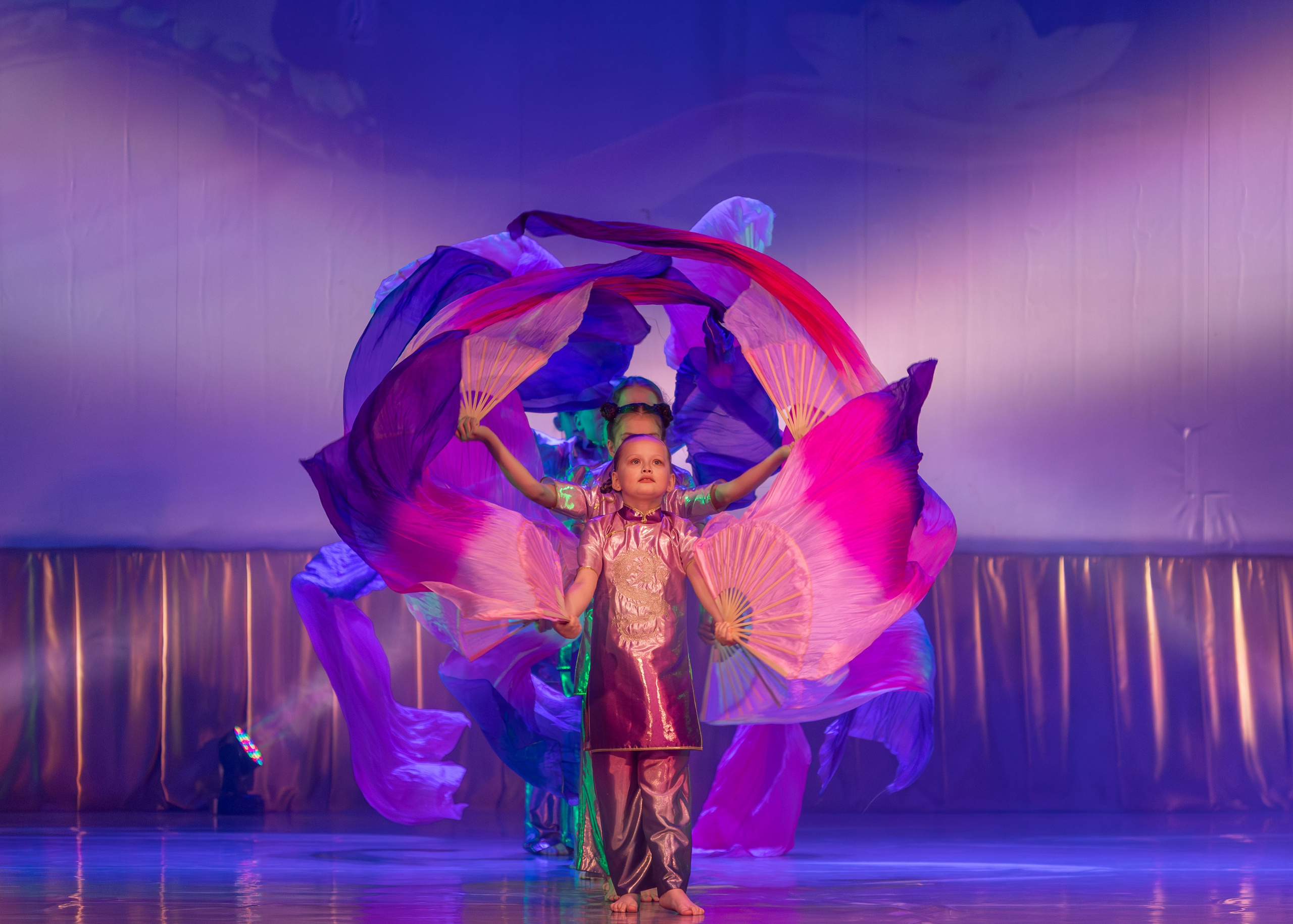 Студия «Lamis» отчетный концерт 2025. Выпускные альбомы и школьный фотограф в Подольске, Троицке, Щербинке, Москве и Московской области