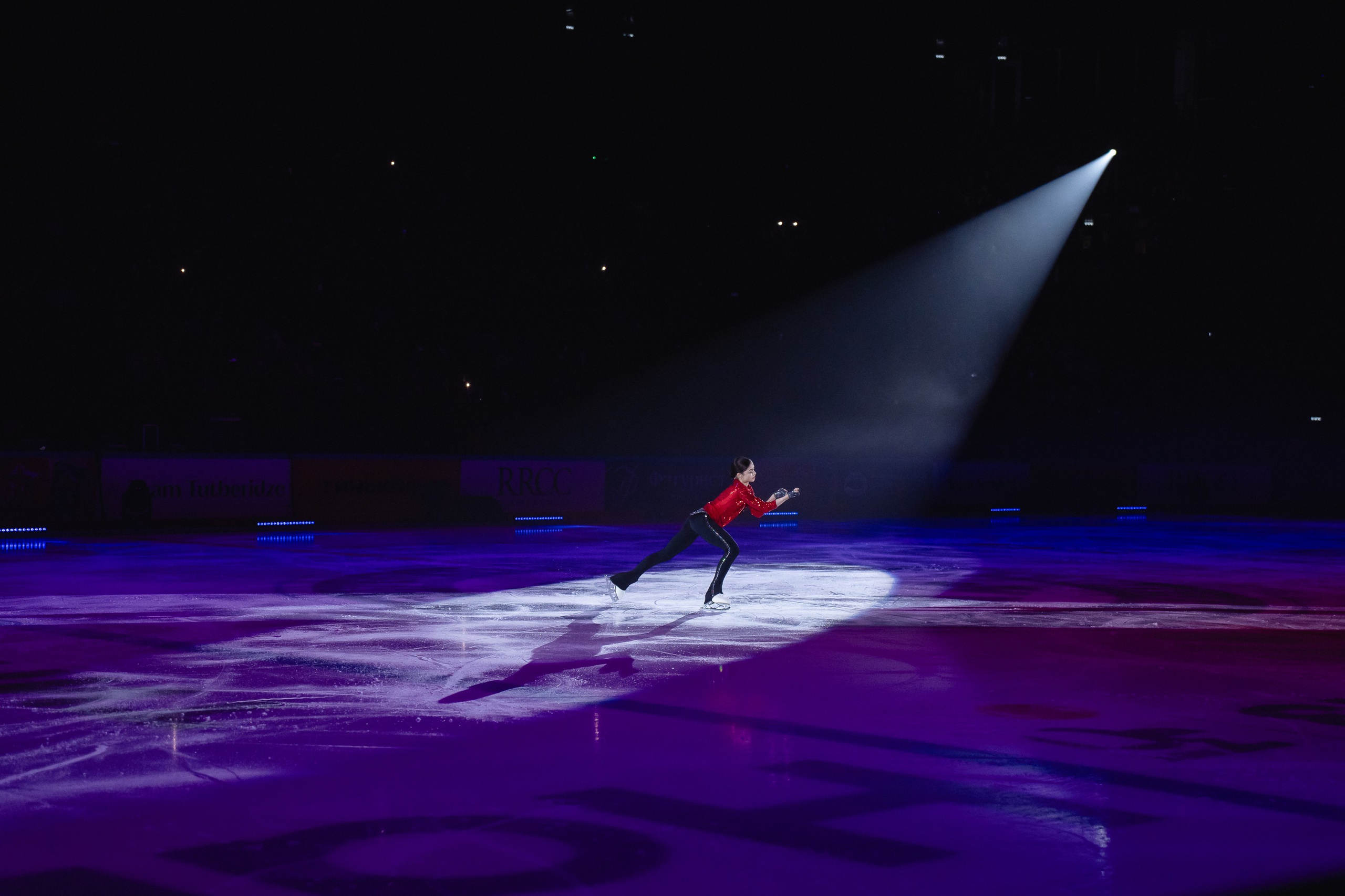 Шоу «Чемпионы на льду» в Новосибирске. Воробьева Ксения — Спортивный и танцевальный фотограф Новосибирск