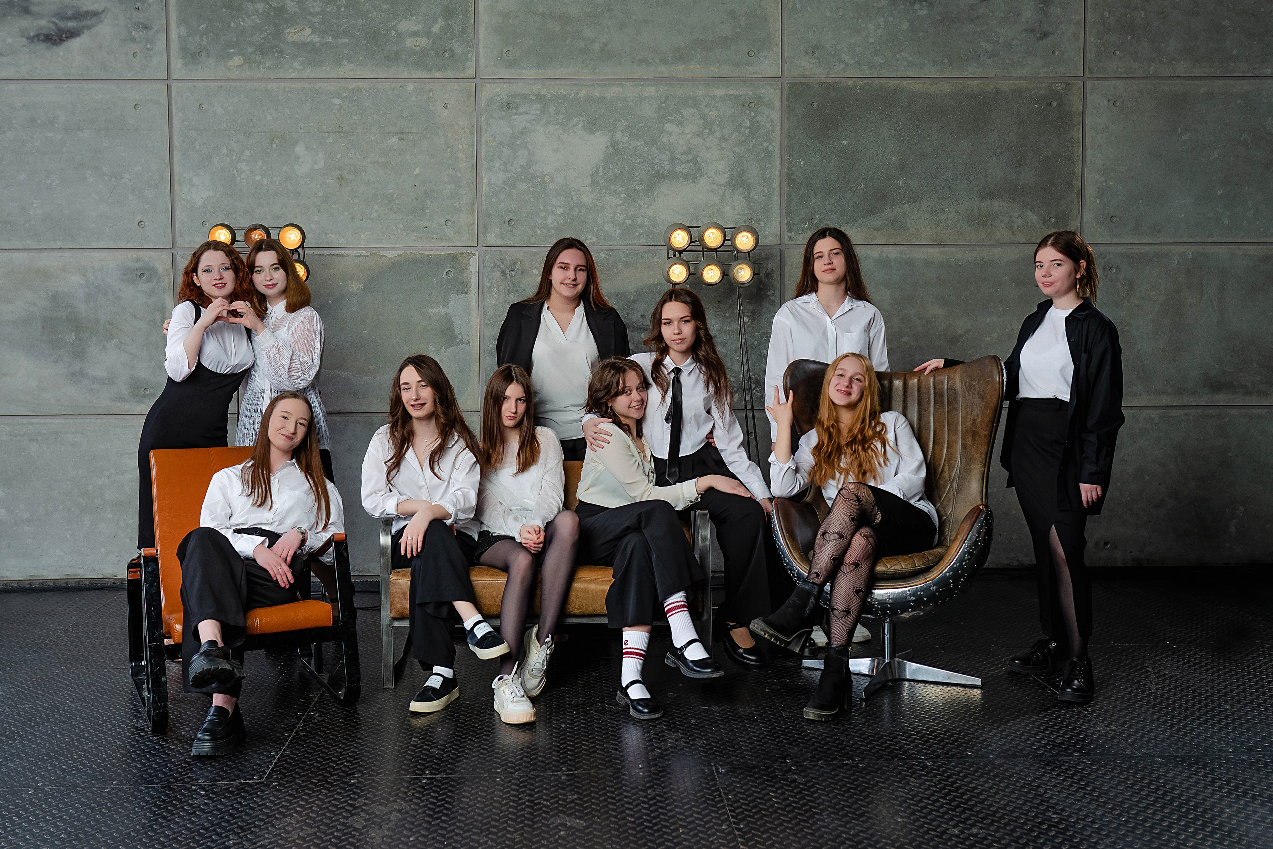 Выпускные (школьные) альбомы (книги) в Ростове-на-Дону. Современные Выпускные Альбомы в Ростове-на-Дону