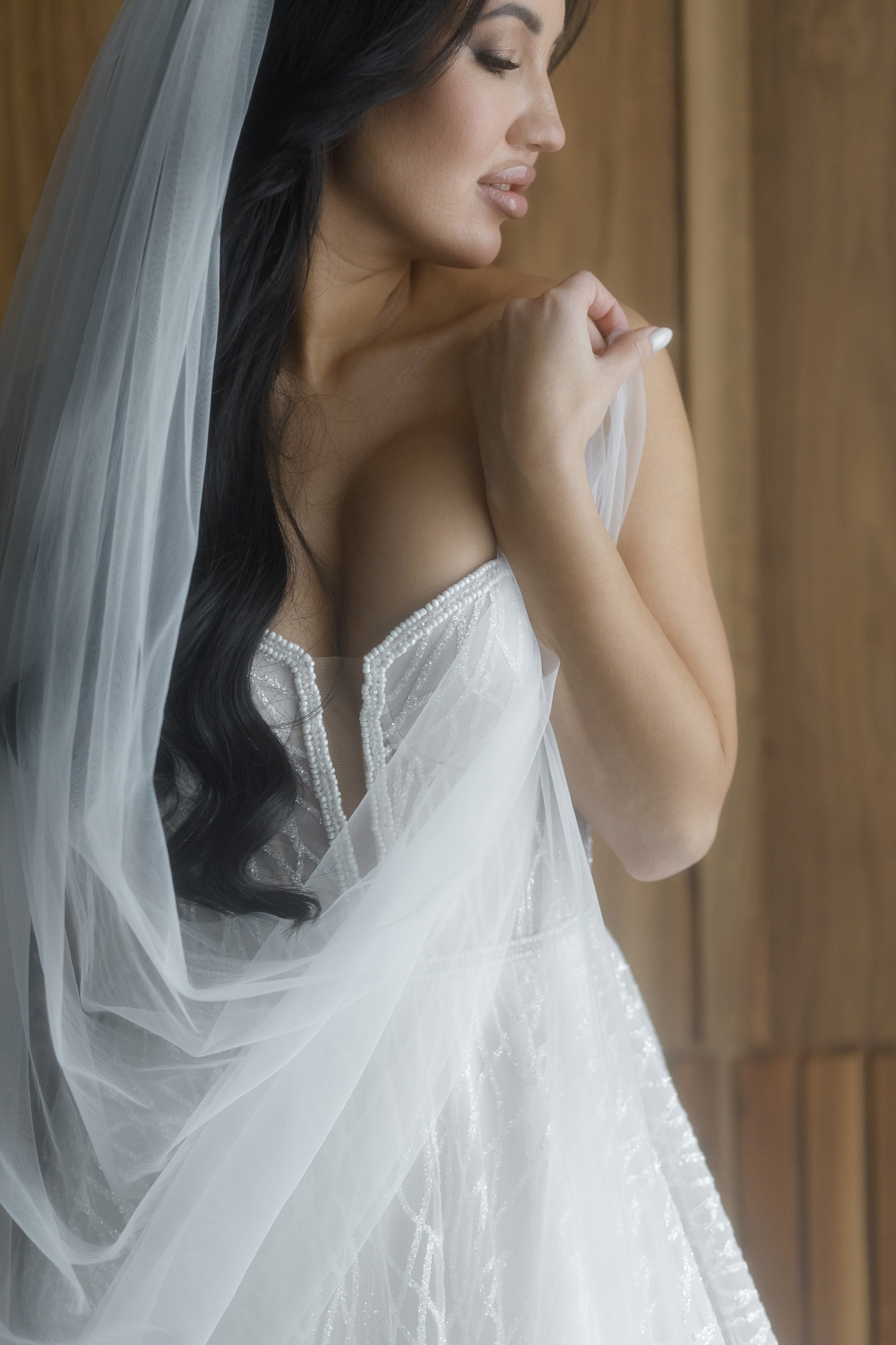 Ксения Афанасьева свадебный организатор координирует свадебное мероприятие