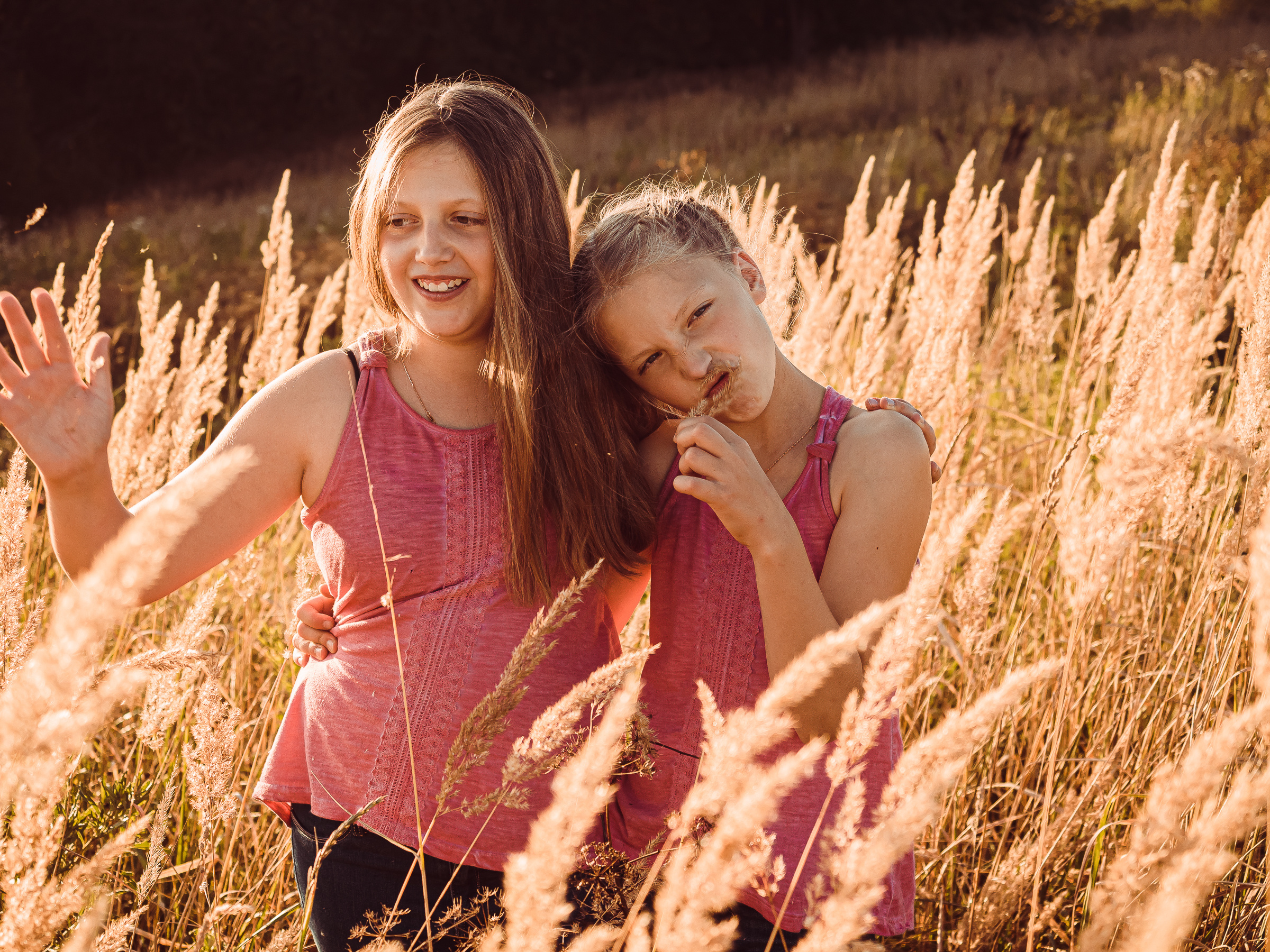 Осенняя прогулка в поле. Отличные фотографии своих близких, своего бизнеса или даже себя. СПб