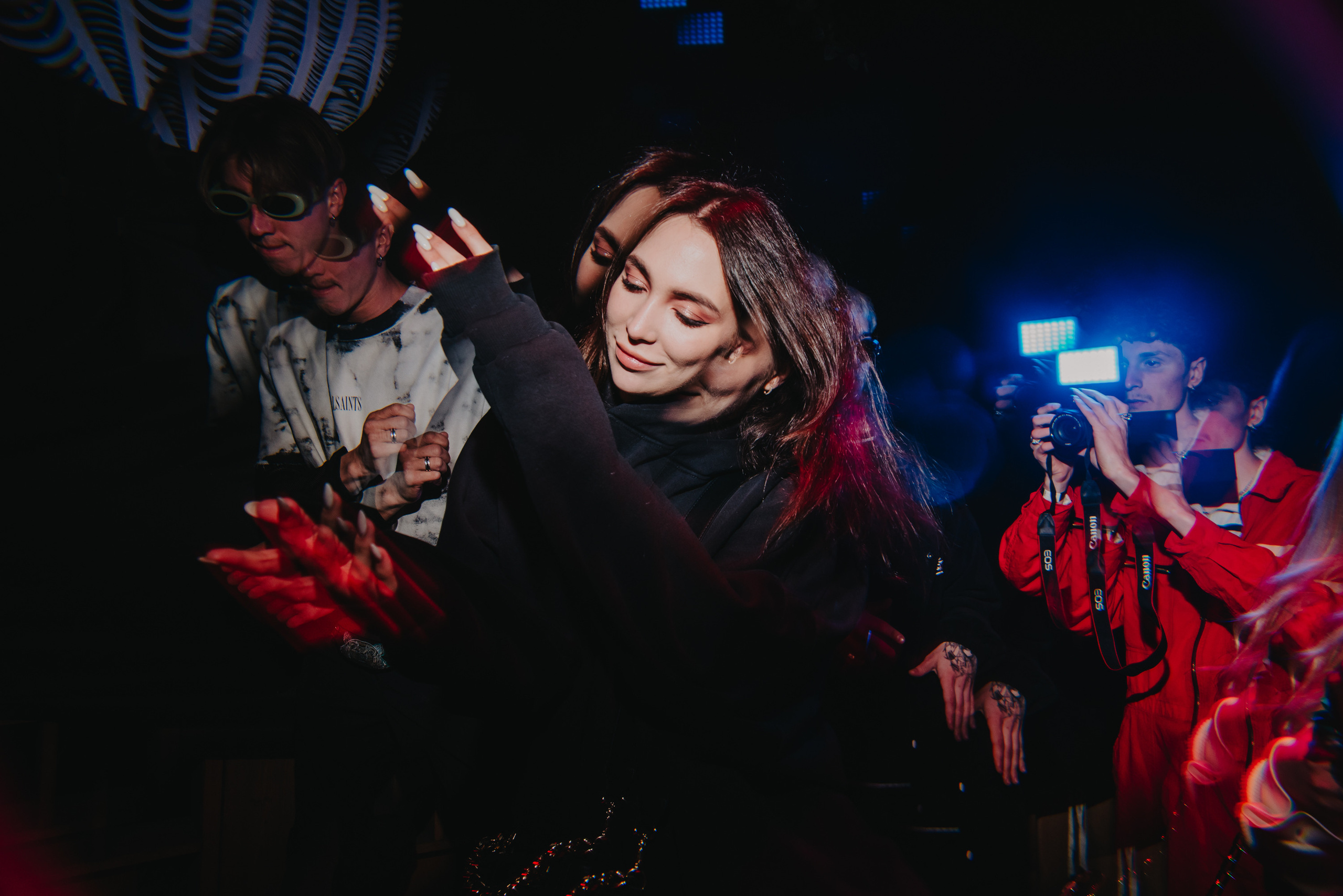 MANTRA: «Хоровод» VIBRACIA STAGE. Контент фотограф Илья Урс