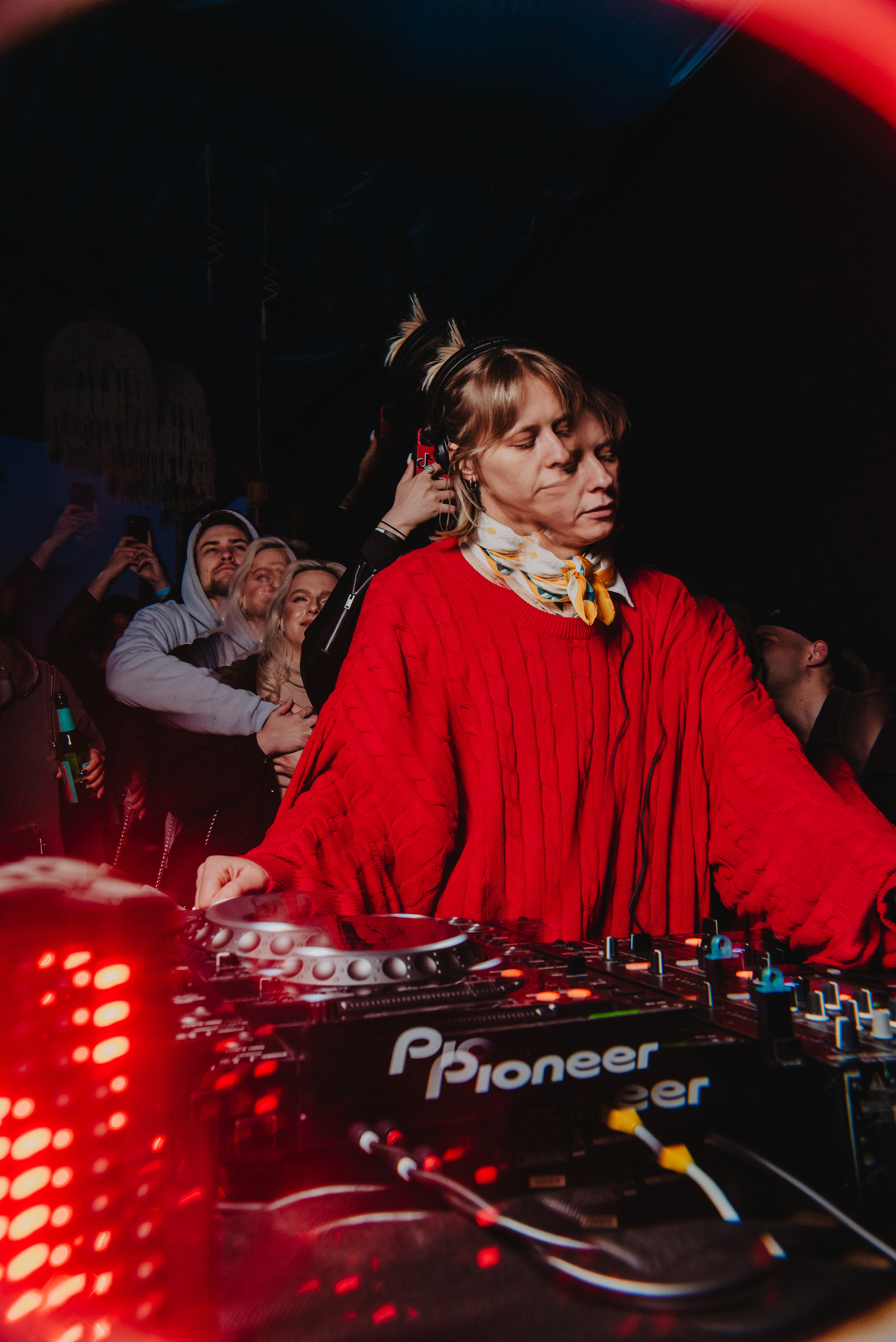 MANTRA: «Хоровод» VIBRACIA STAGE. Контент фотограф Илья Урс