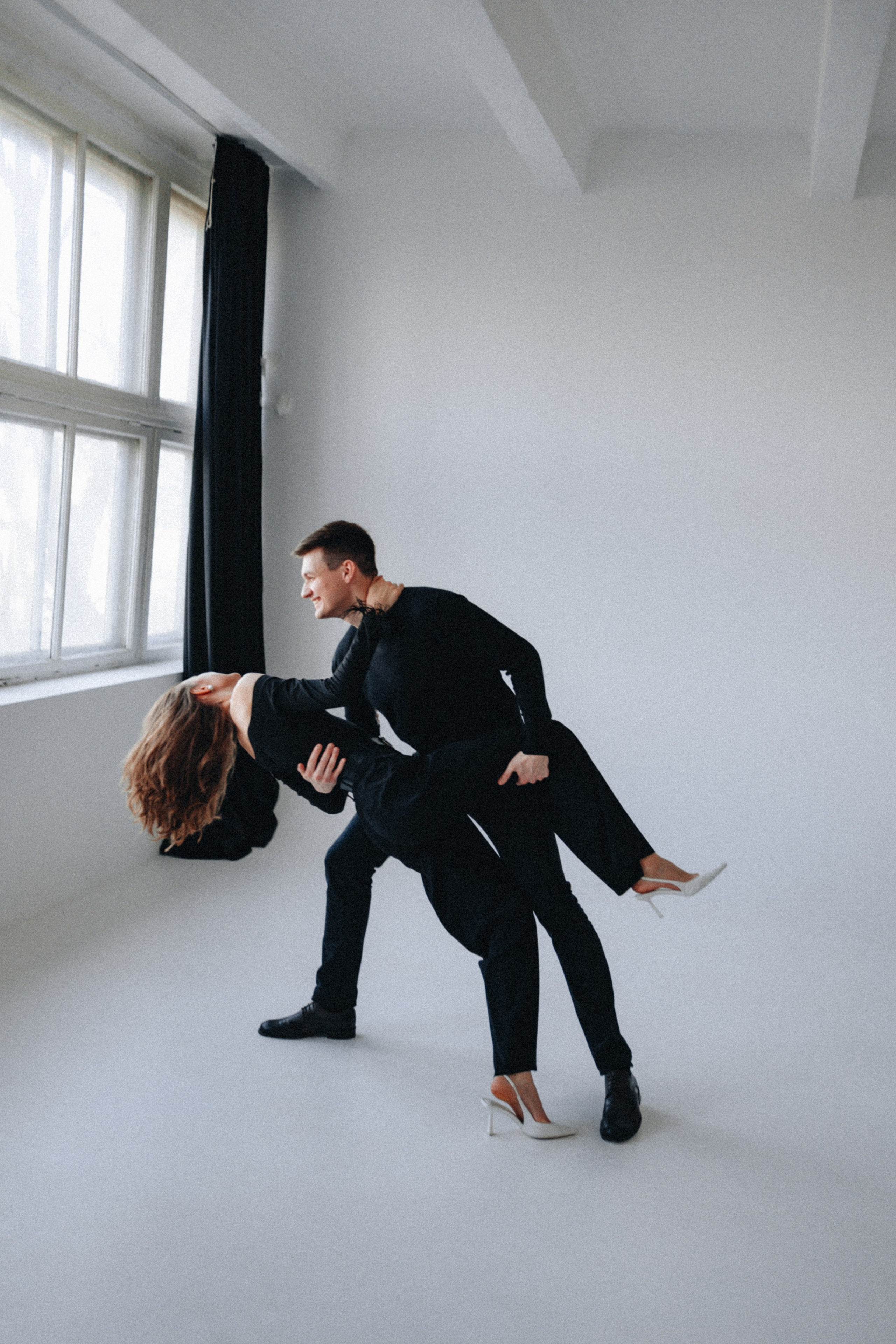 Съёмка пары в фотостудии Name. Фотограф Настя Галингер Краснодар