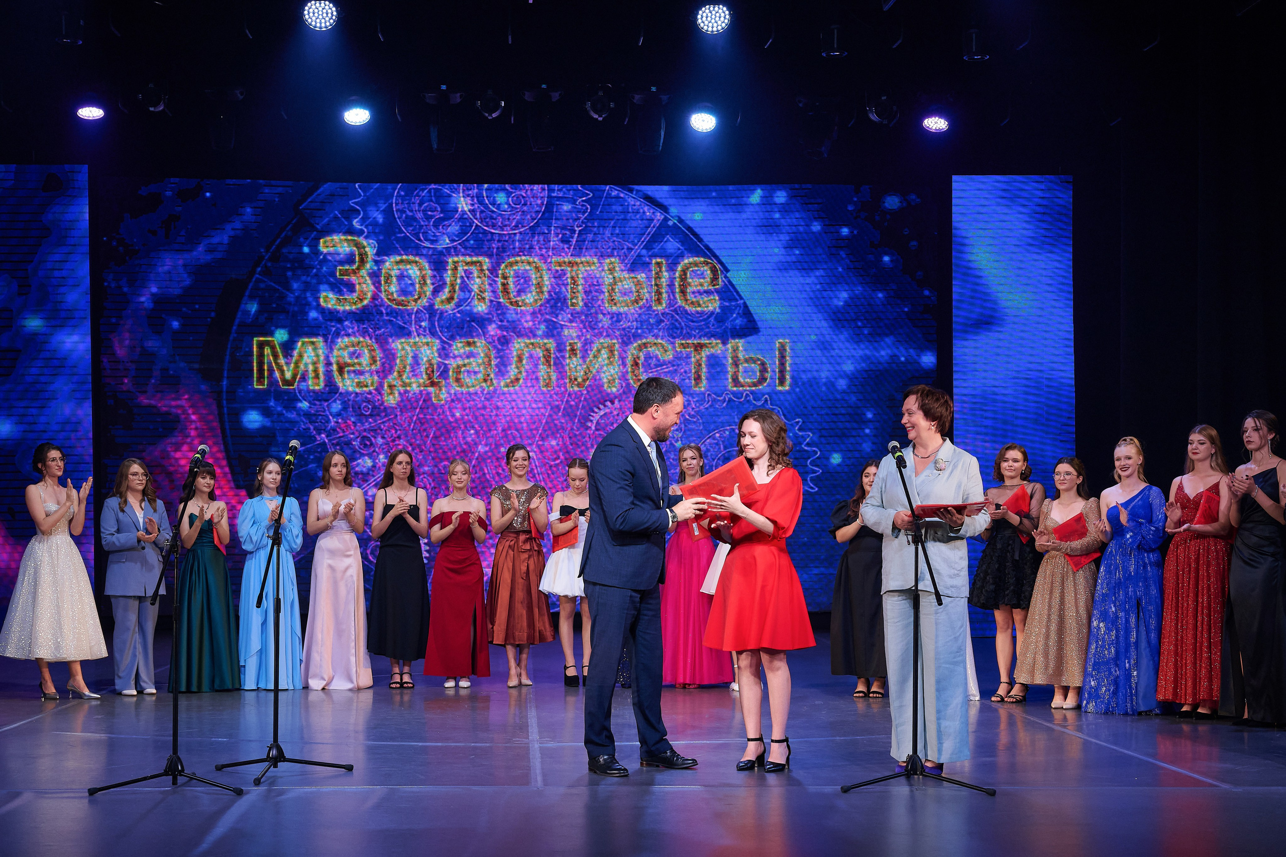 АКПЛИ. Последний звонок. Выпускной 2021-2025. Фотограф Опыт Качество Скорость Горный Алтай Барнаул