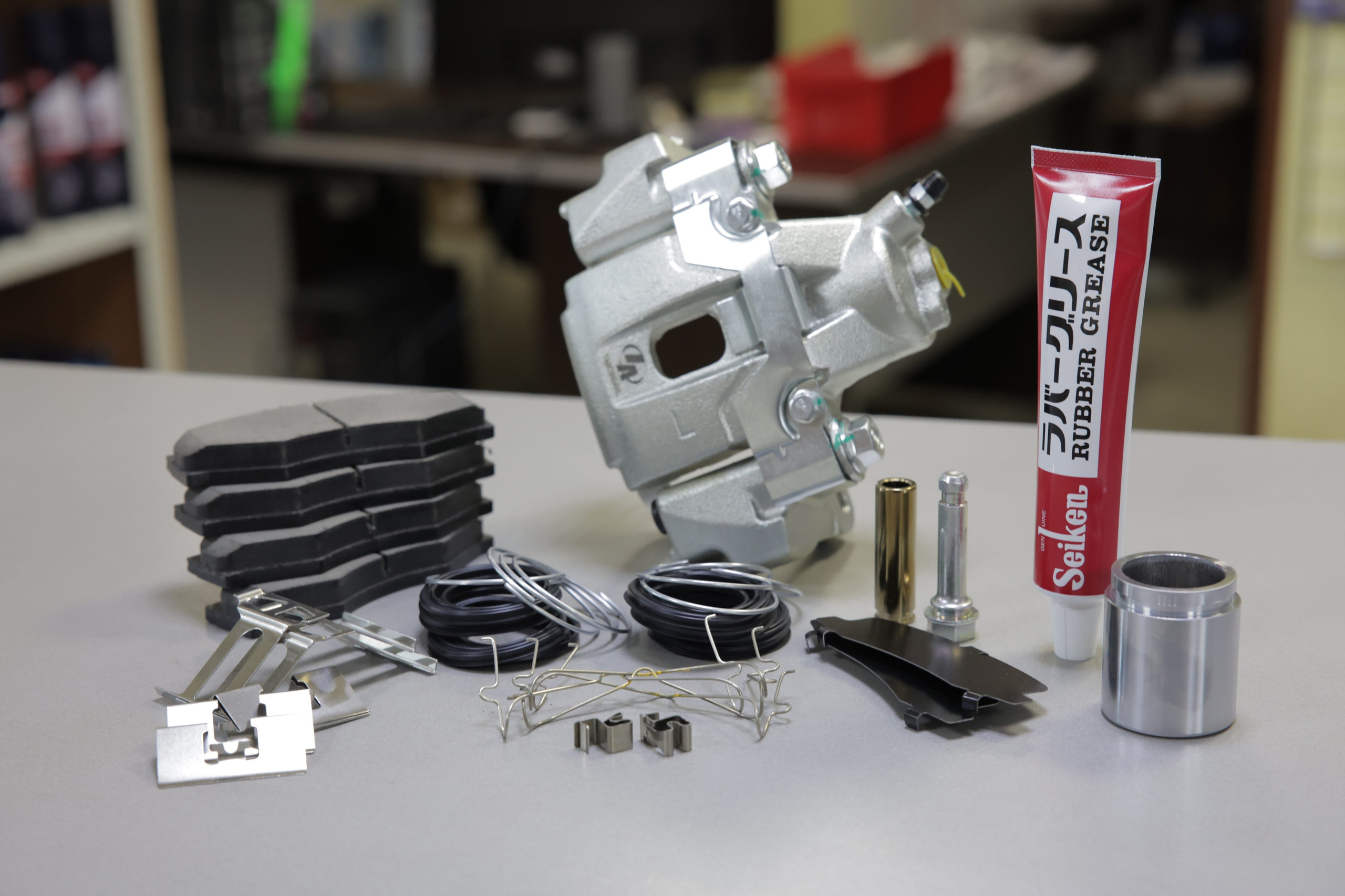 Автомагазины. Комплекс «АвтоМиг» Магадан | автомагазин | автозапчасти | автосервис | автомойка