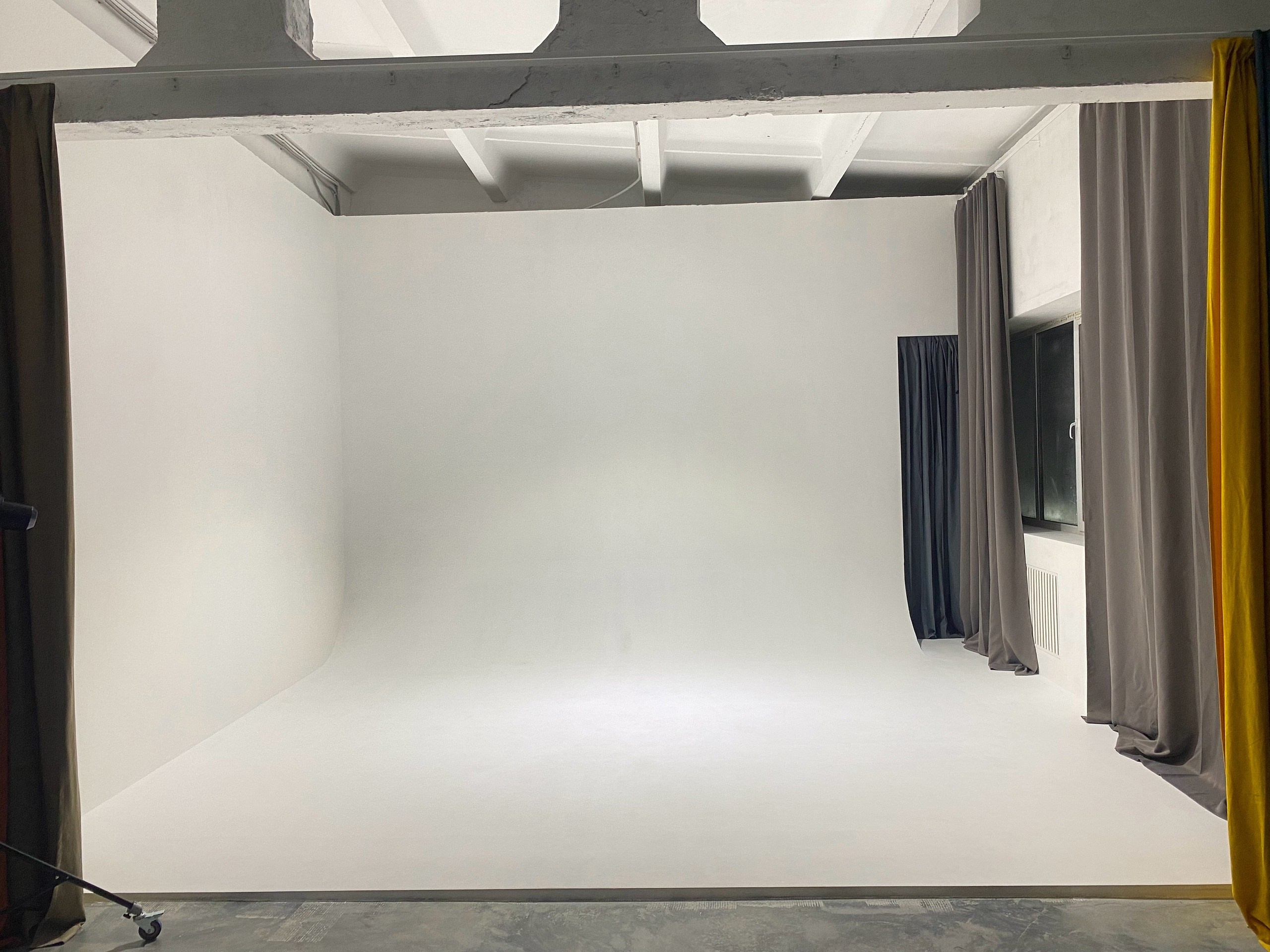 Фотостудии. Свадебный и семейный фотограф в Омске Евгения Хакимова