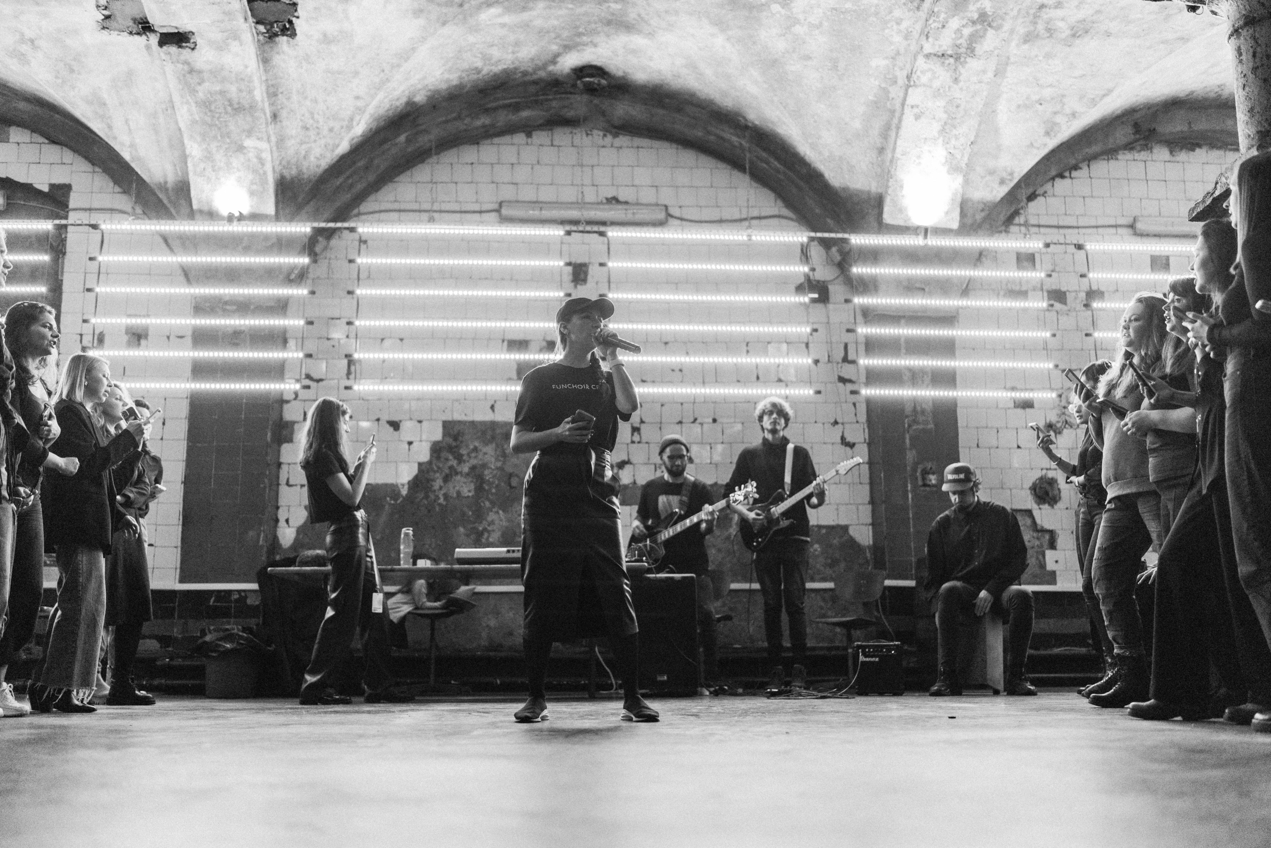 Нескучный хор в AF Brew Taproom. Фотограф Балаев Михаил