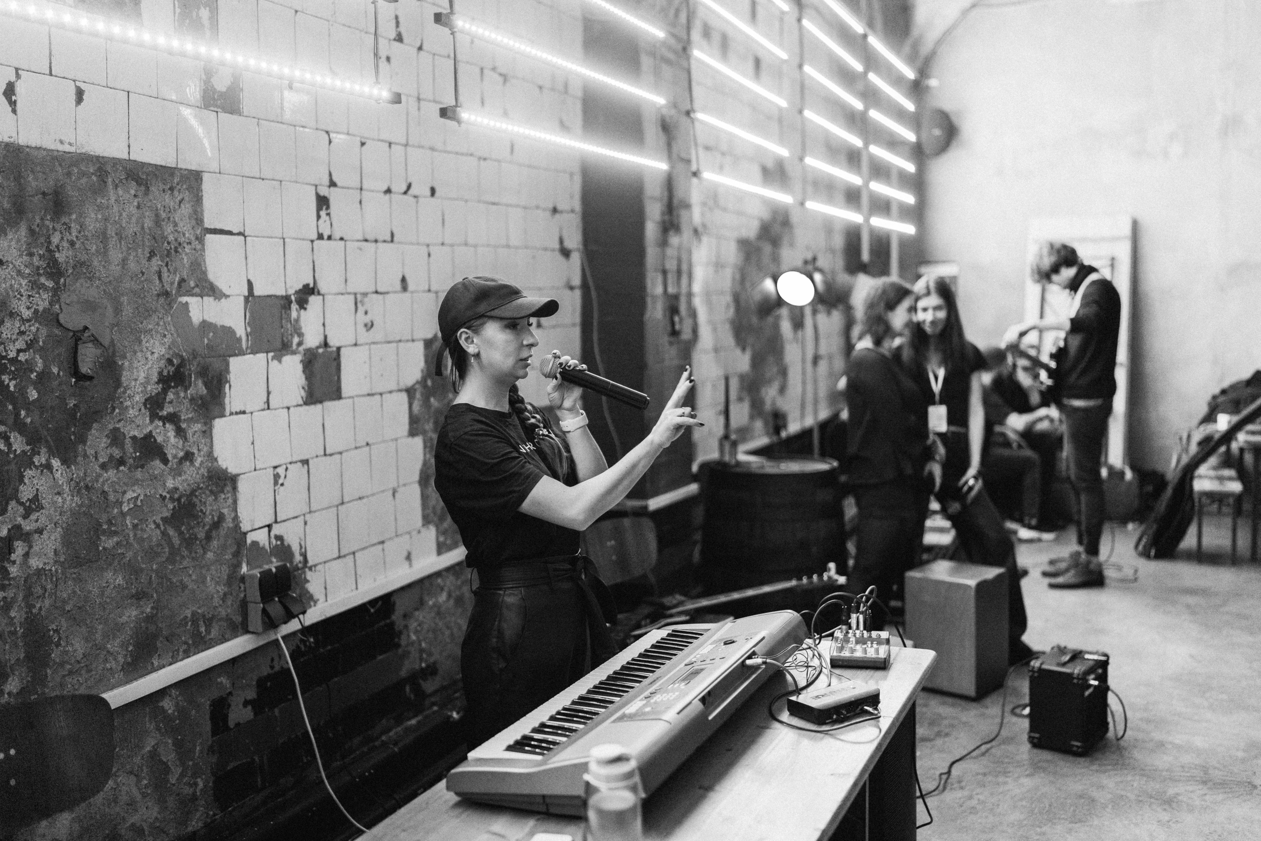 Нескучный хор в AF Brew Taproom. Фотограф Балаев Михаил