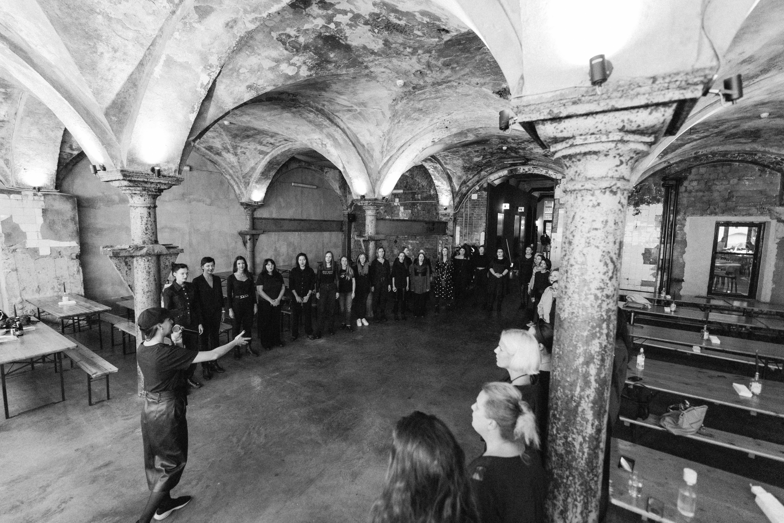 Нескучный хор в AF Brew Taproom. Фотограф Балаев Михаил