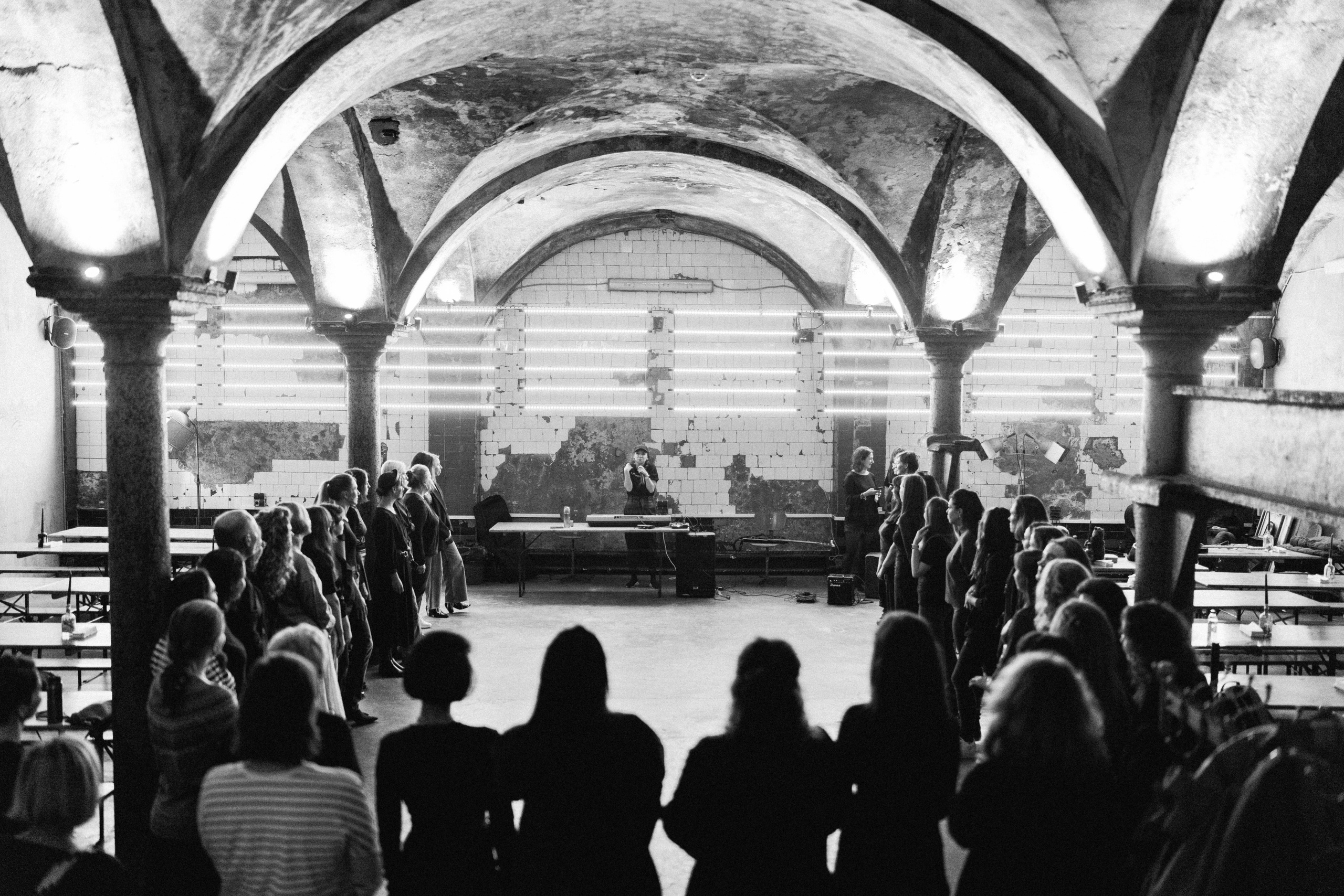 Нескучный хор в AF Brew Taproom. Фотограф Балаев Михаил