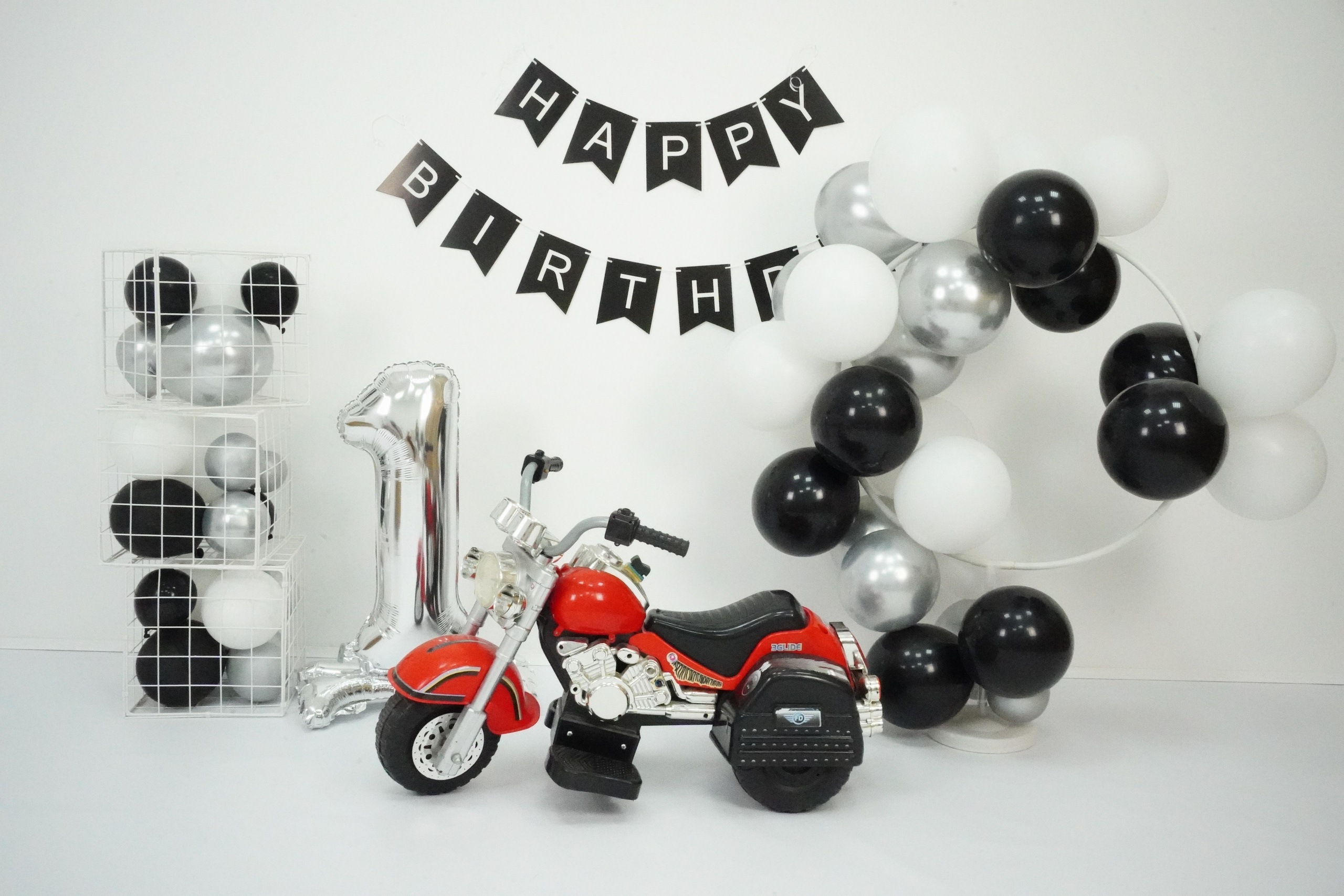 Наши Новые Фотозоны. Детская Фотостудия ГОДОВАСИКИ в Санкт-Петербурге фотосесия на годик