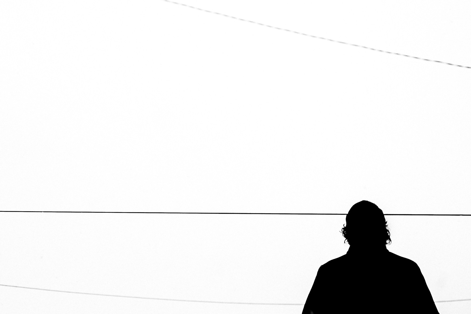 Мужской портрет на крыше в Тюмени Дарья Мустафина. Портретный фотограф Тюмень Дарья Мустафина