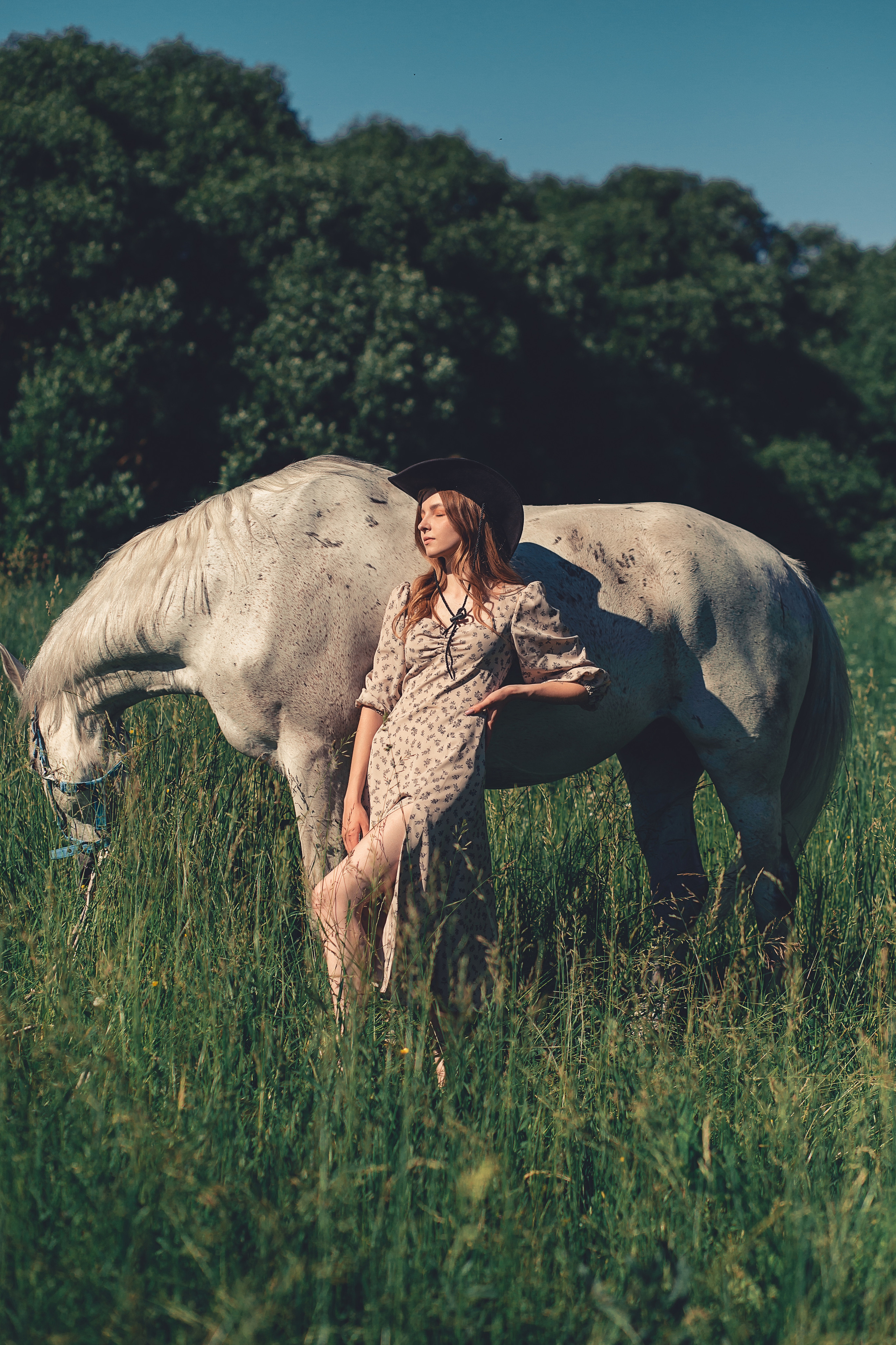 rina_sphoto, фотограф Катерина Сысуева, Рина Сысуева,  женский фотограф Москва,  профессиональный фотограф москва, love story, белый конь, девушка с конем в ковбойской шляпе