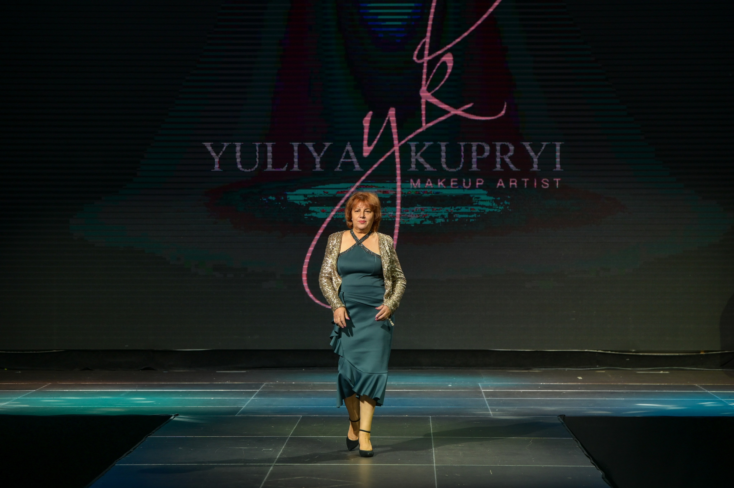 Fashion Show Photos. Фотоуслуги, услуги фотографа, фотографирование важных событий