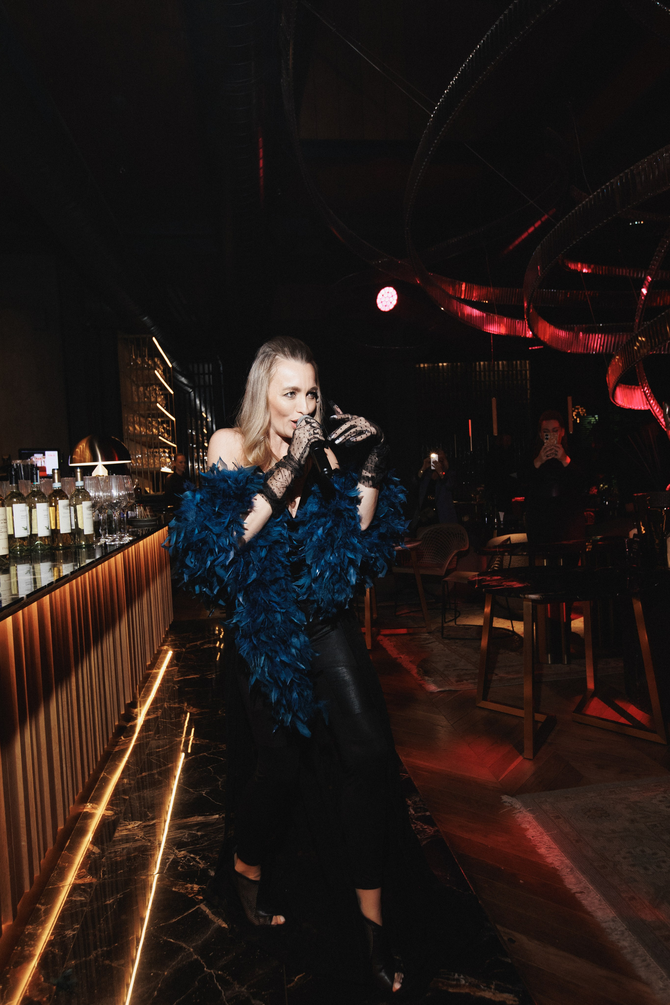 B.DAY PARTY ЖУРНАЛА •G. СВОИ. ФОТООТЧЕТЫ-СОБЫТИЯ-МЕСТА