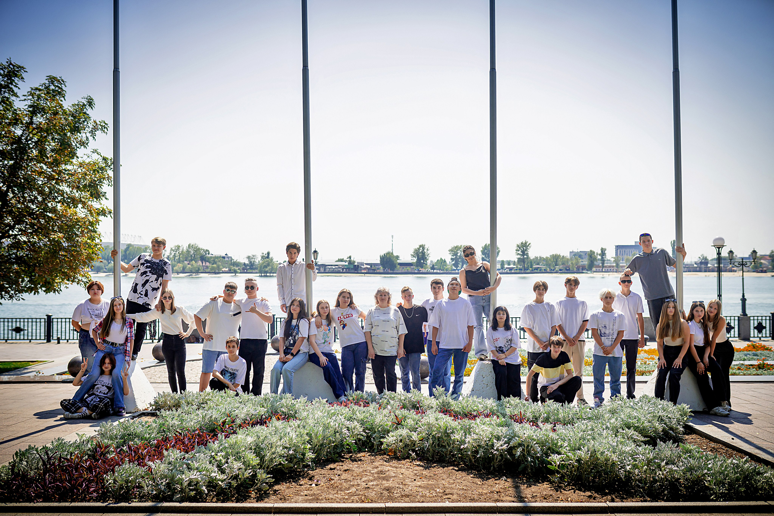 Фотосессия Школа 17 Класс 9Б. Современные Выпускные Альбомы в Ростове-на-Дону