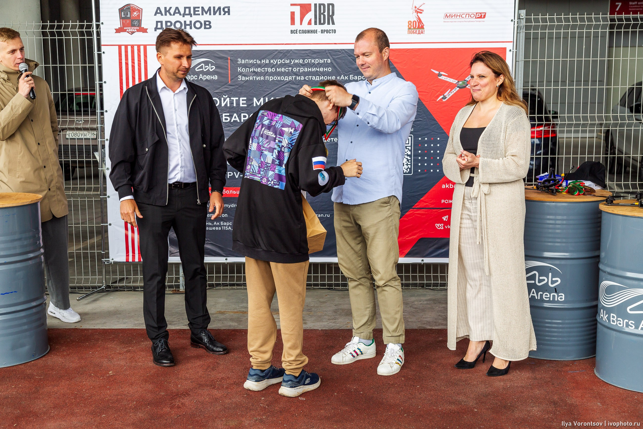 Открытие уличной площадки для полетов «Точка Взлета» в «Академии Дронов» Ак Барс Арена. Фотограф в Казани Воронцов Илья