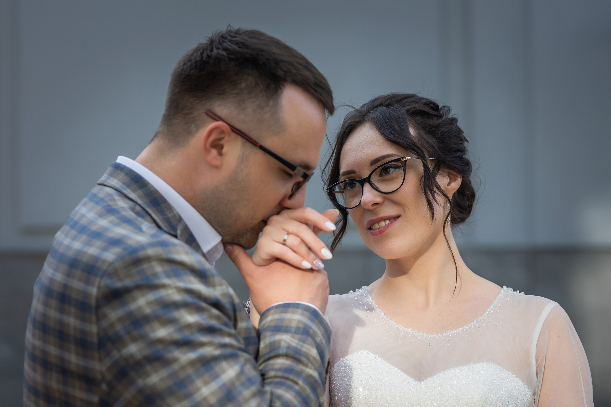 Миша и Маша. Весенняя свадьба 18.04.2023. Семейный фотограф в Москве Наталья Чуб, заказать Фотокнигу