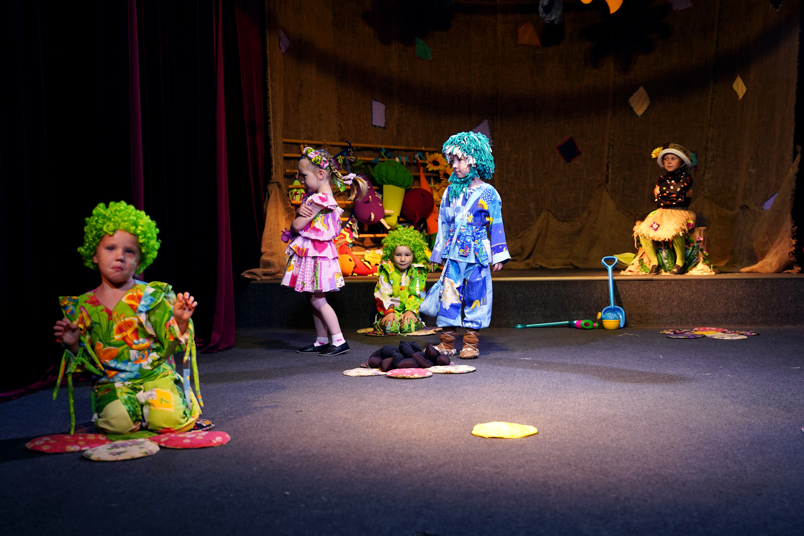 Сказка Репка. Выпускные альбомы в Екатеринбурге, от Анастасии Саловой