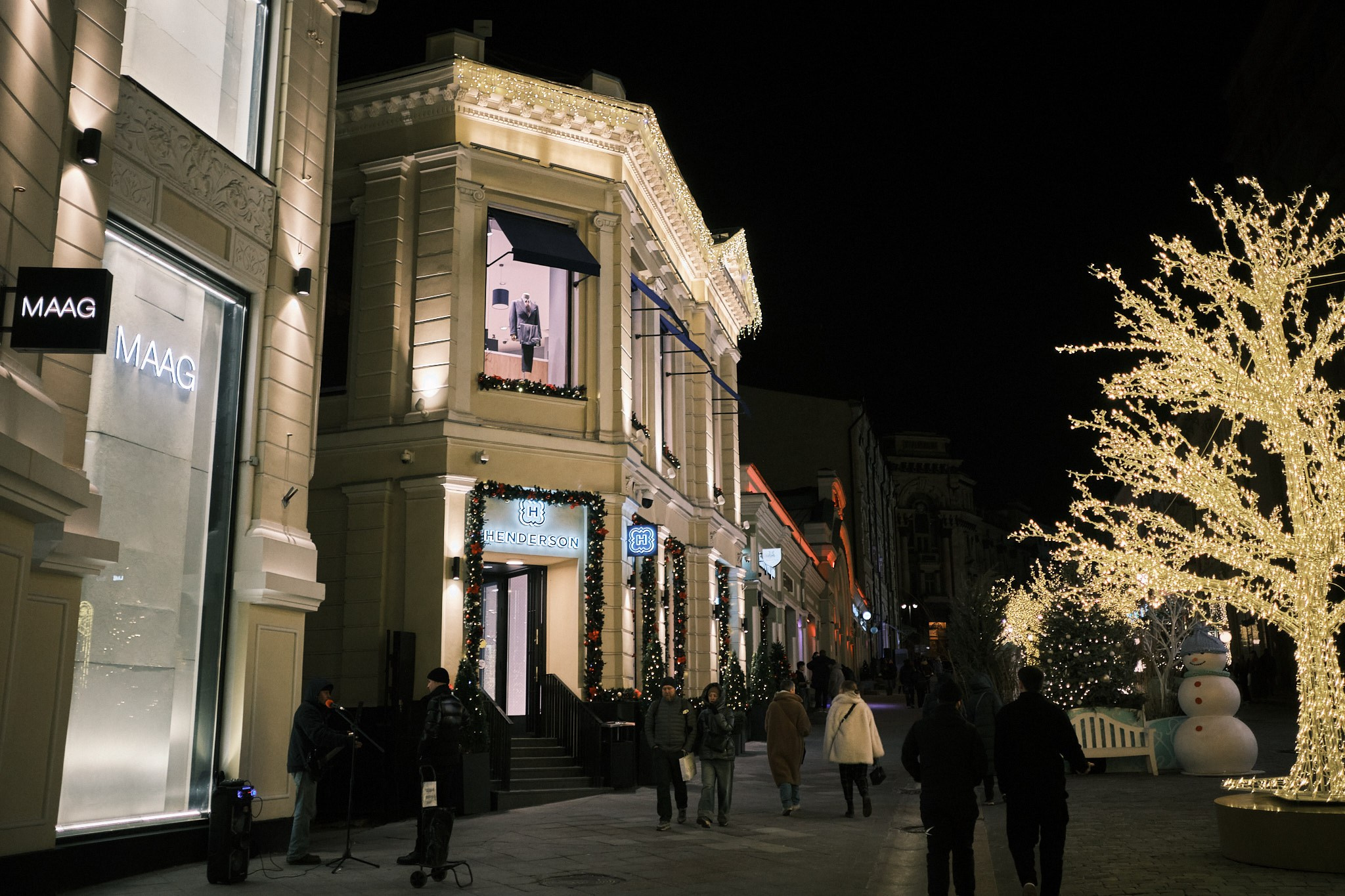 Москва без снега. Фотографъ Сергѣевъ. Поймать мгновеніе
