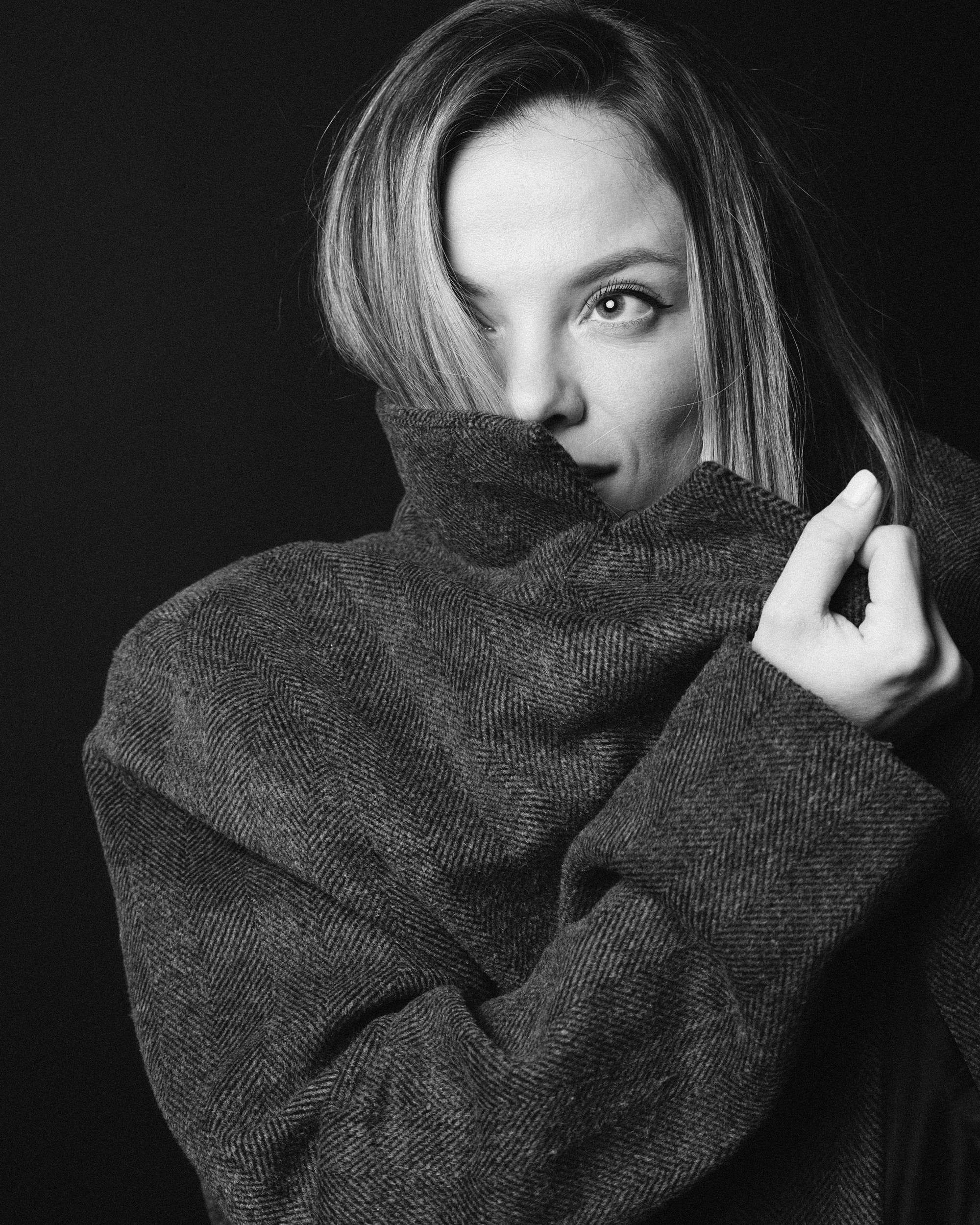 Портретный фотограф Калагина Светлана, фотосессия Москва, женский портрет, черно-белая фотосессия, стильная фотосессия, индивидуальная съемка, индивидуальная фотосессия
