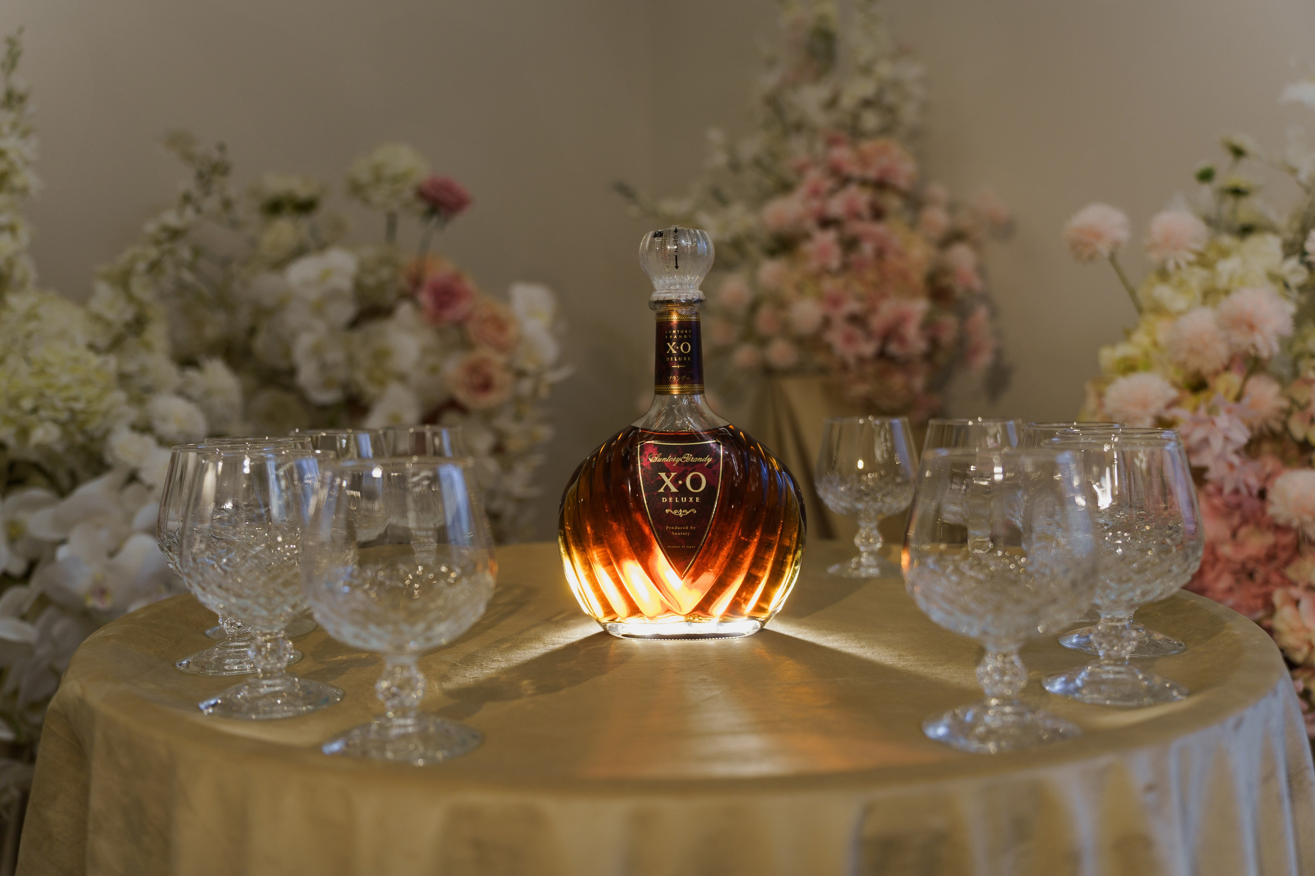 Сватовство в Краснодаре от лучших свадебных фотографов и операторов ТВИНС СТУДИО. ТВИНС СТУДИО — лучшие свадебные фотографы и видеографы в Краснодаре