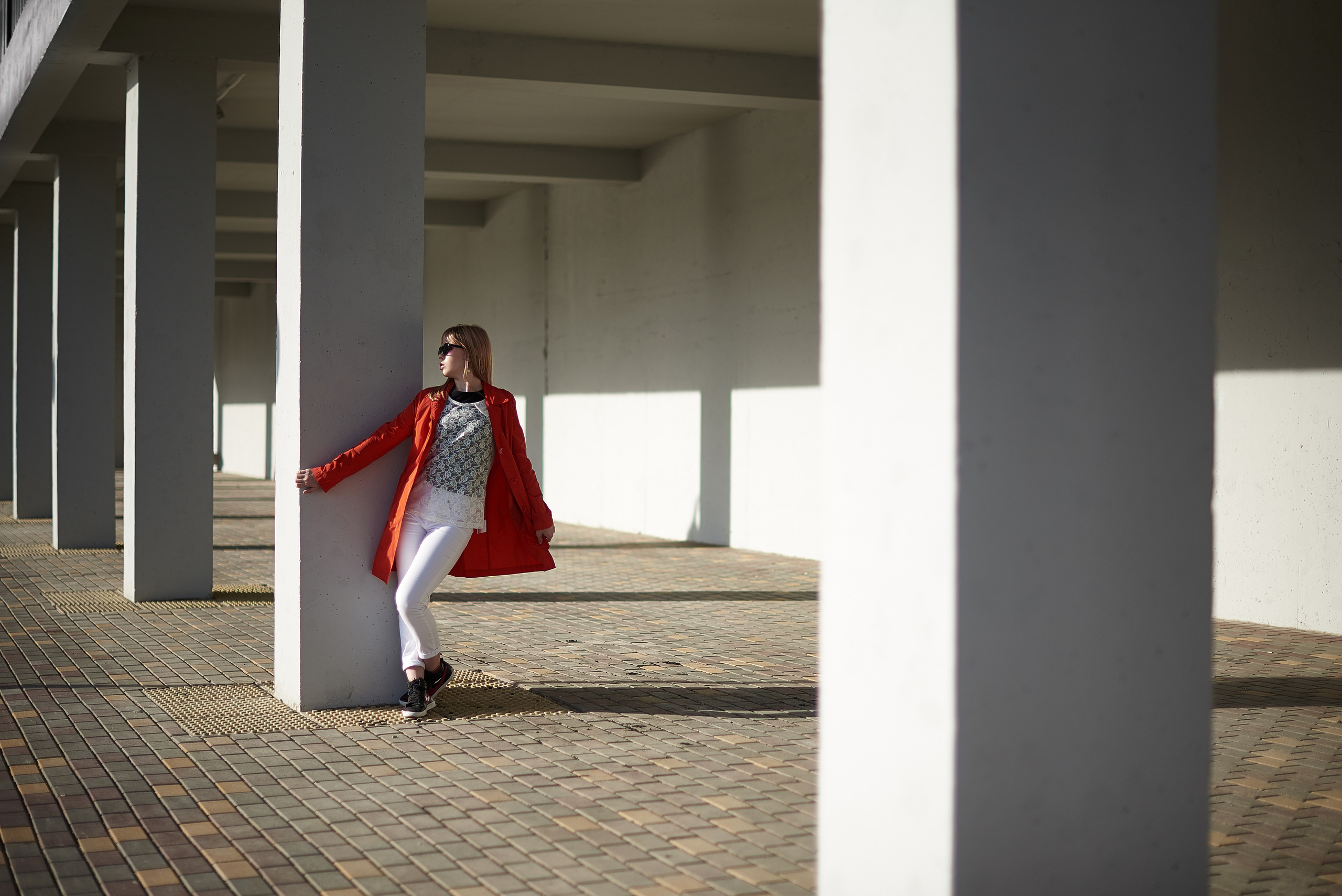 В красном на набережной. Фотосъемка мероприятий