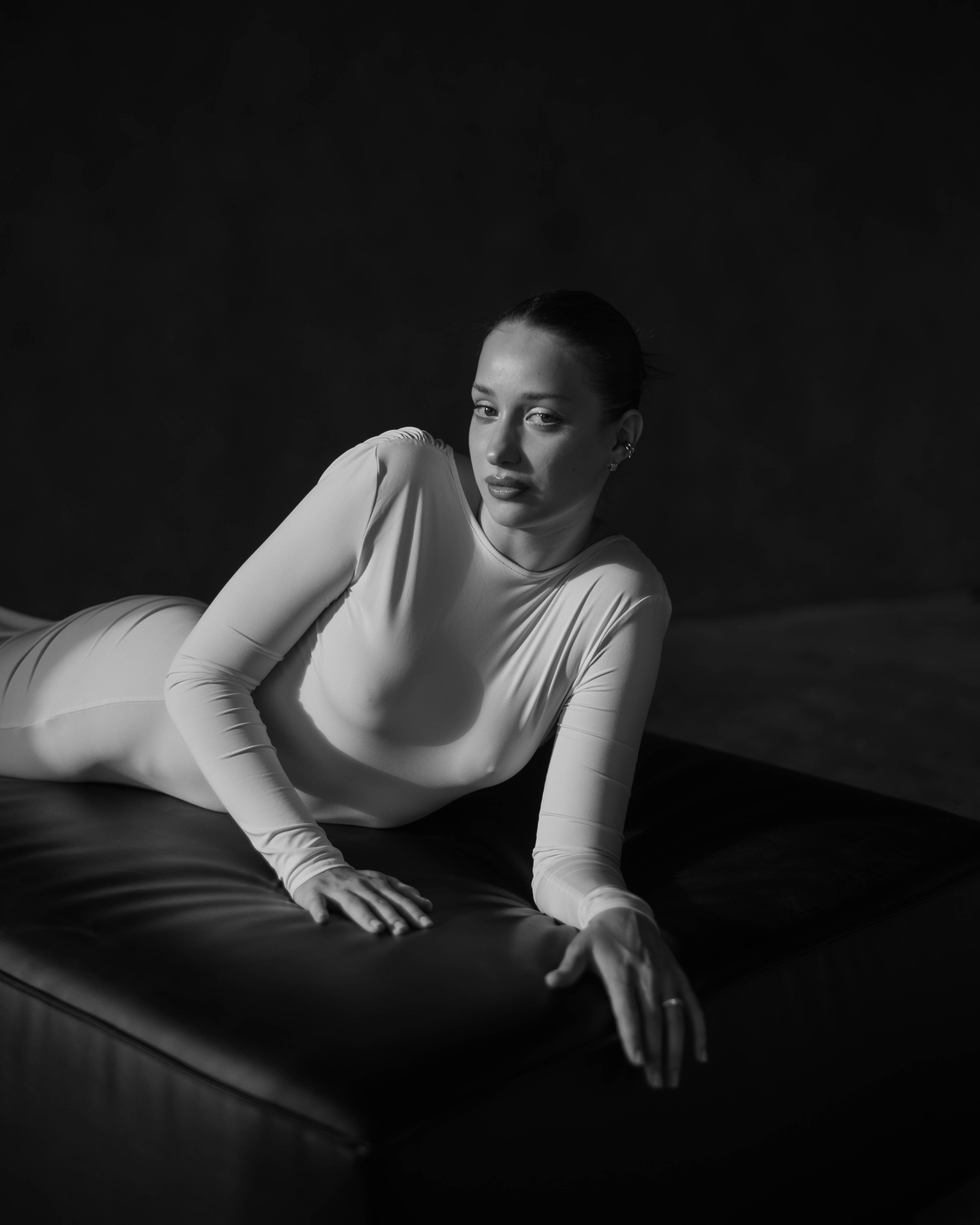 Агата. Женский фотограф. Создатель украшений ручной работы. Модель