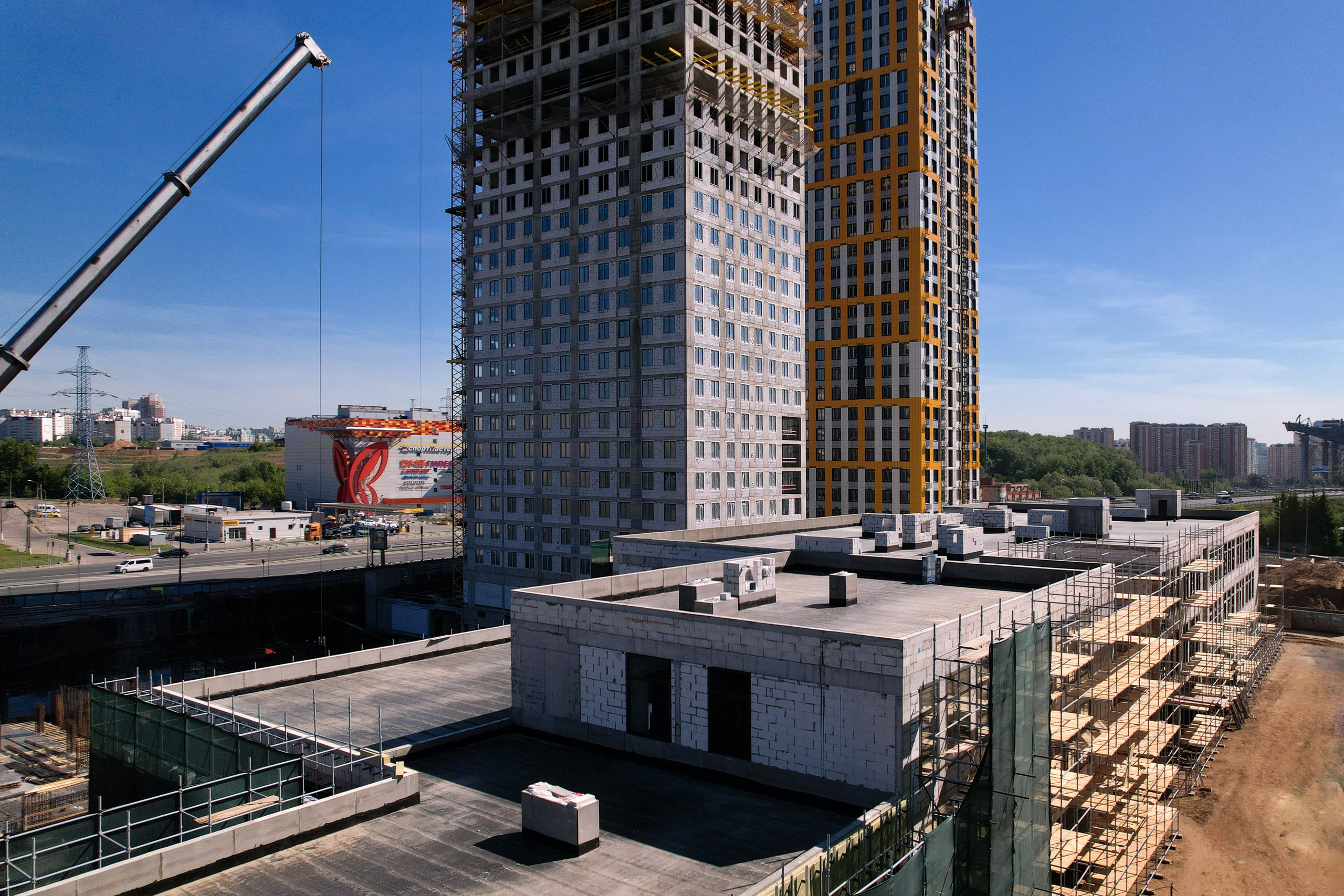 Архитектура и недвижимость. Ход строительства. Съемка с дрона. Профессиональное решение для частных лиц и бизнеса