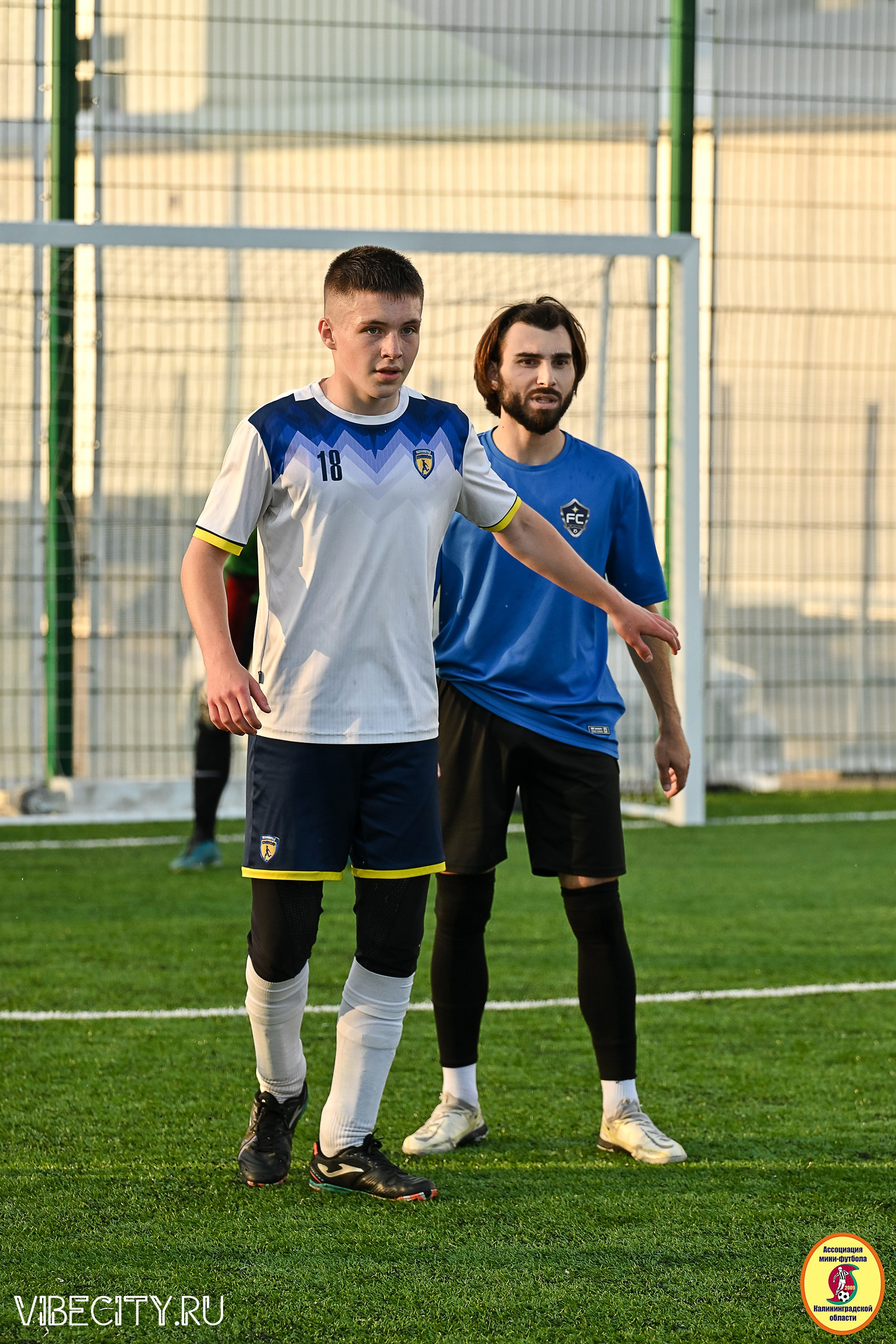 ИГРЫ МИНИ-ФУТБОЛЬНОЙ И КОРПОРАТИВНОЙ ЛИГИ. VIBECITY.RU Вайб Сити Ру Фоторепортажи Фотоотчеты Калининград