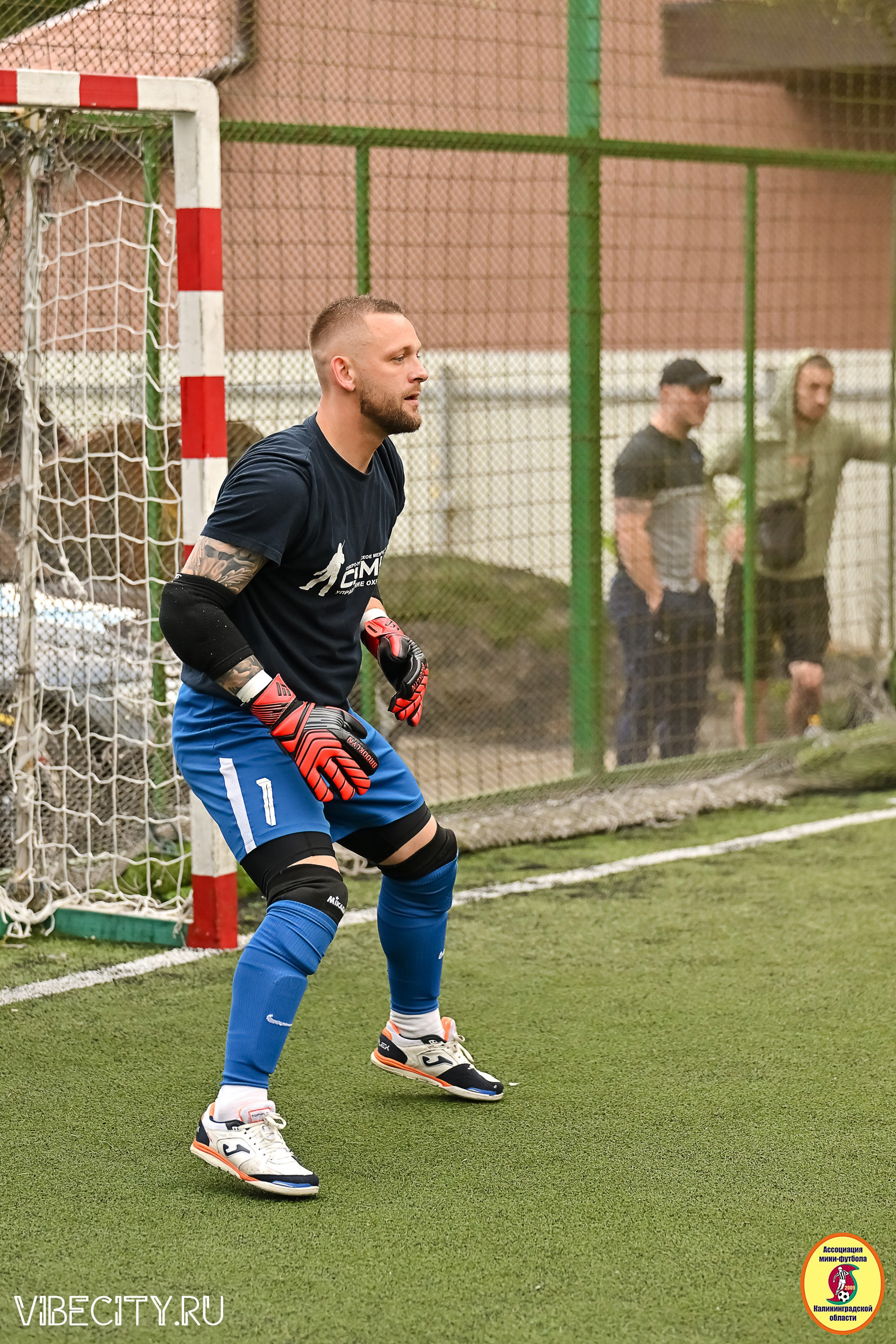 ИГРЫ МИНИ-ФУТБОЛЬНОЙ И КОРПОРАТИВНОЙ ЛИГИ. VIBECITY.RU Вайб Сити Ру Фоторепортажи Фотоотчеты Калининград