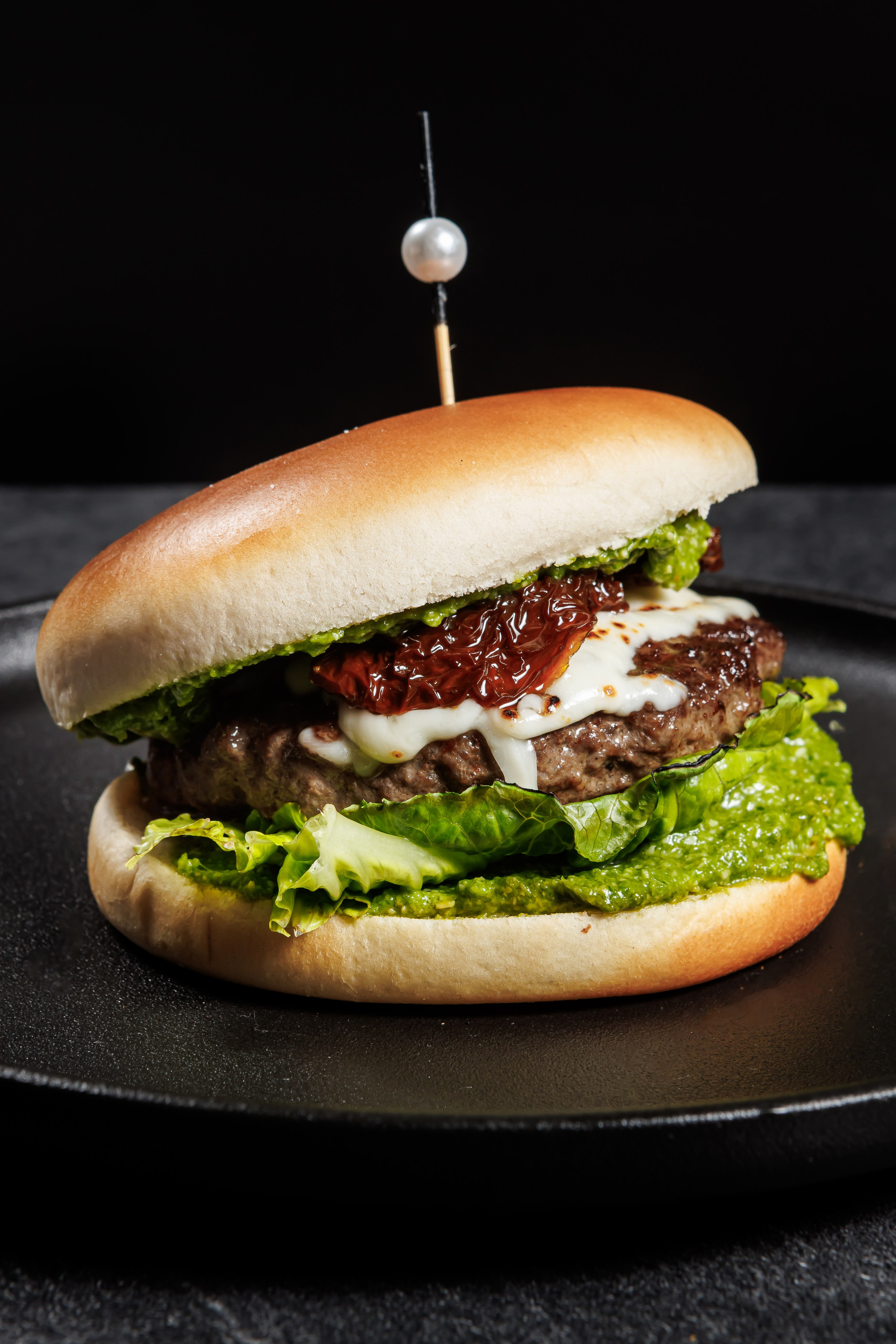 Съёмка бургера для онлайн-заказа еды