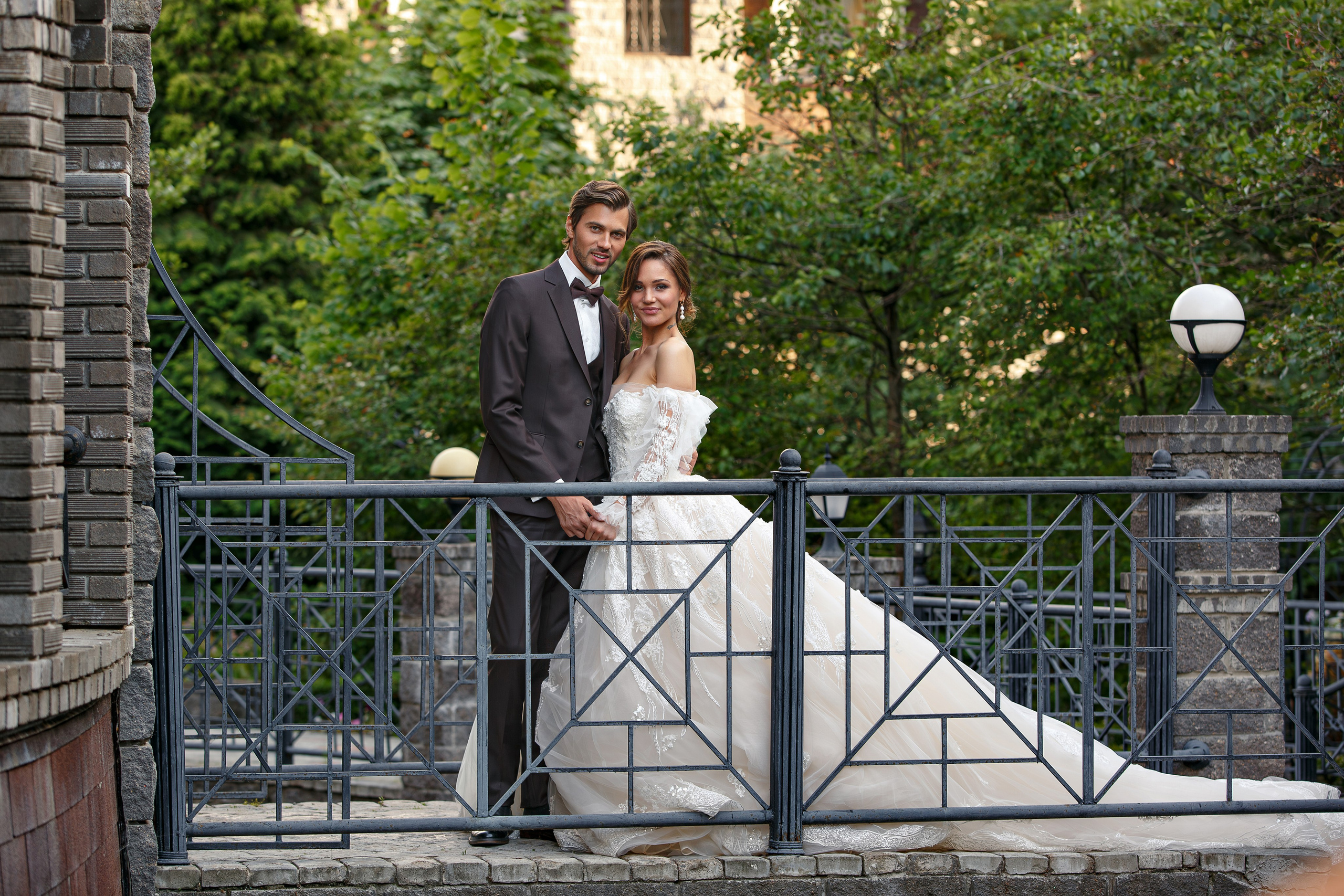 Свадебная фотосессия в парк отеле Немчиновка. Свадебный фотограф Москва и МО Сергей Киржаев