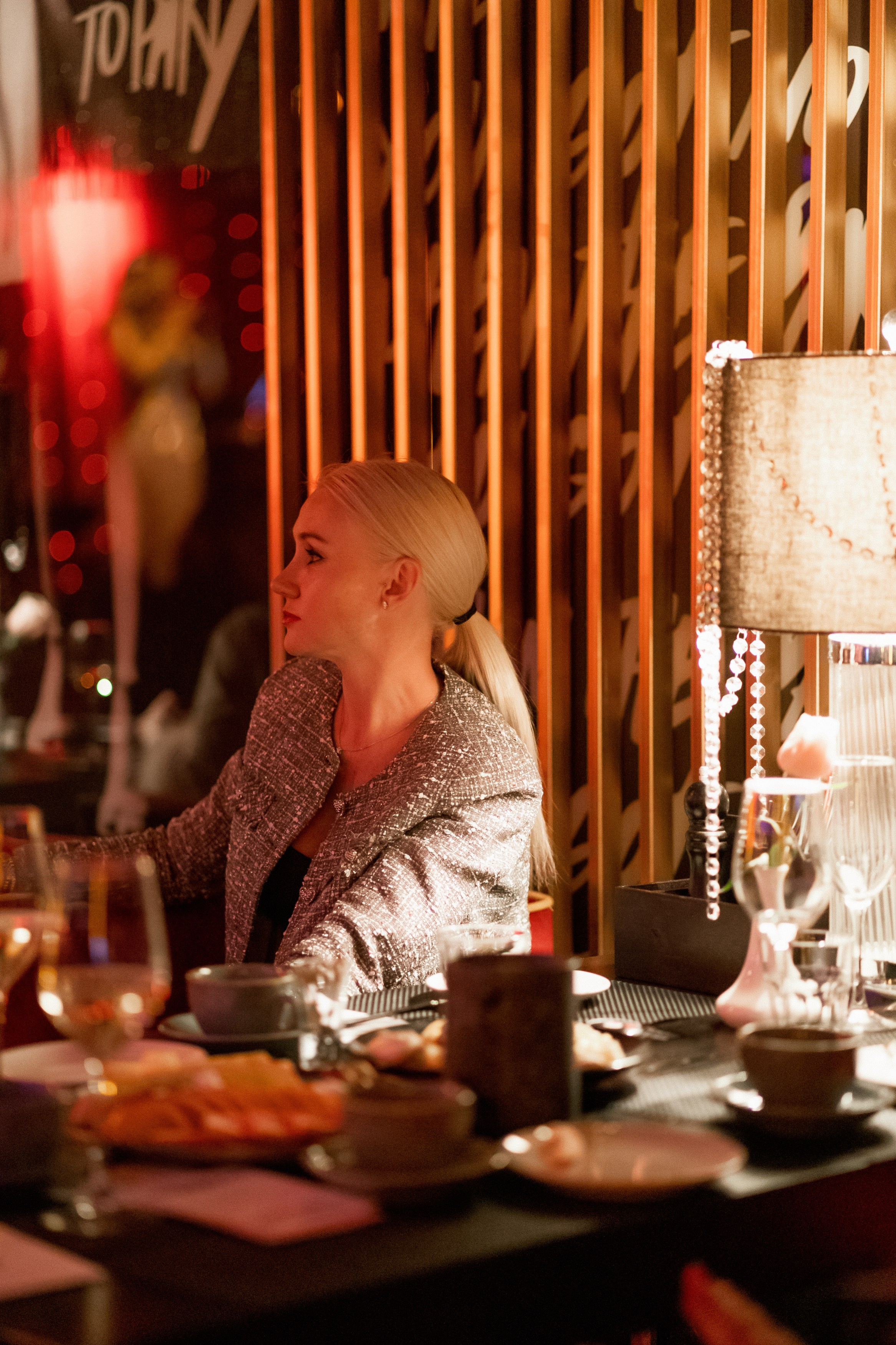 YANA URBAN: сольный концерт в «Анжелика Wineroom». СВОИ. ФОТООТЧЕТЫ-СОБЫТИЯ-МЕСТА