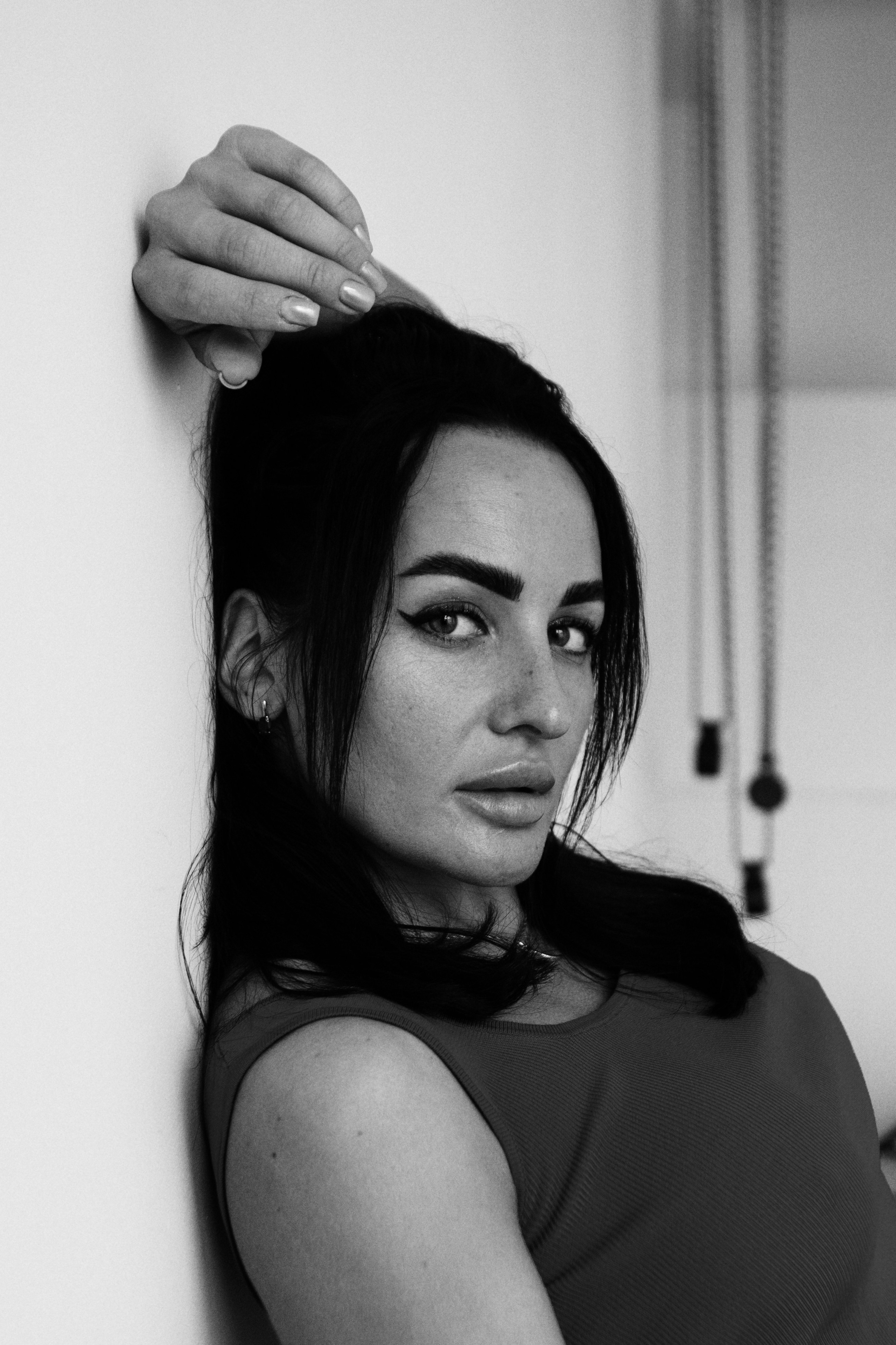 Виктория. Минималистичная фотосессия в студии. Портретный фотограф в Иванове Ольга Гуральник