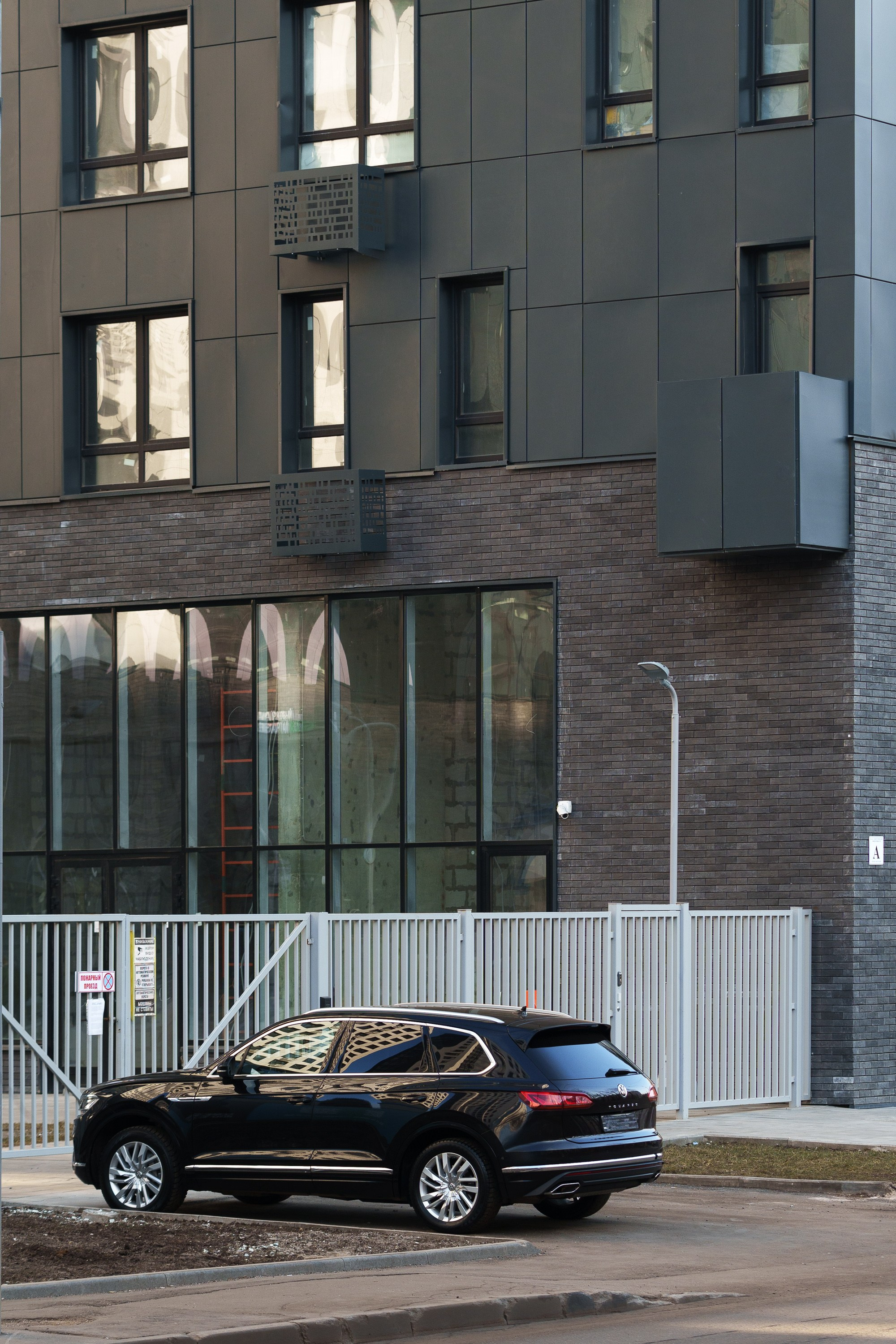 Архитектура и недвижимость. Ход строительства. Съемка с дрона. Профессиональное решение для частных лиц и бизнеса